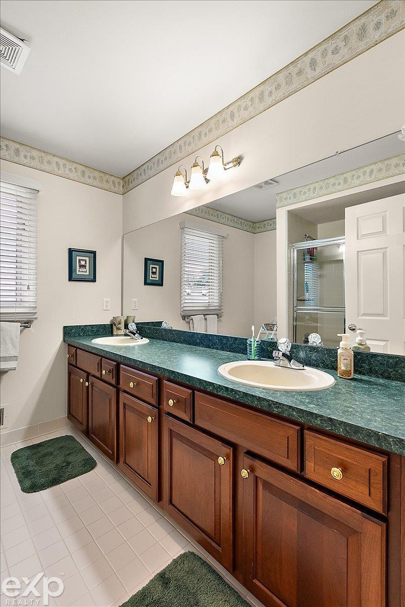 54380 Sassafras Drive, Utica, MI 48315 — Photo 56