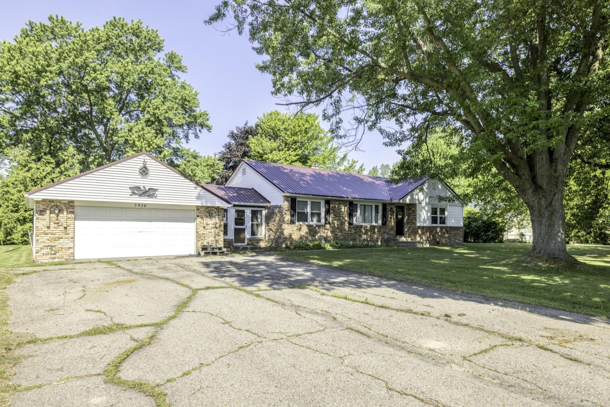 5920 Lakeshore Road, Lexington, MI 48450 — Photo 2