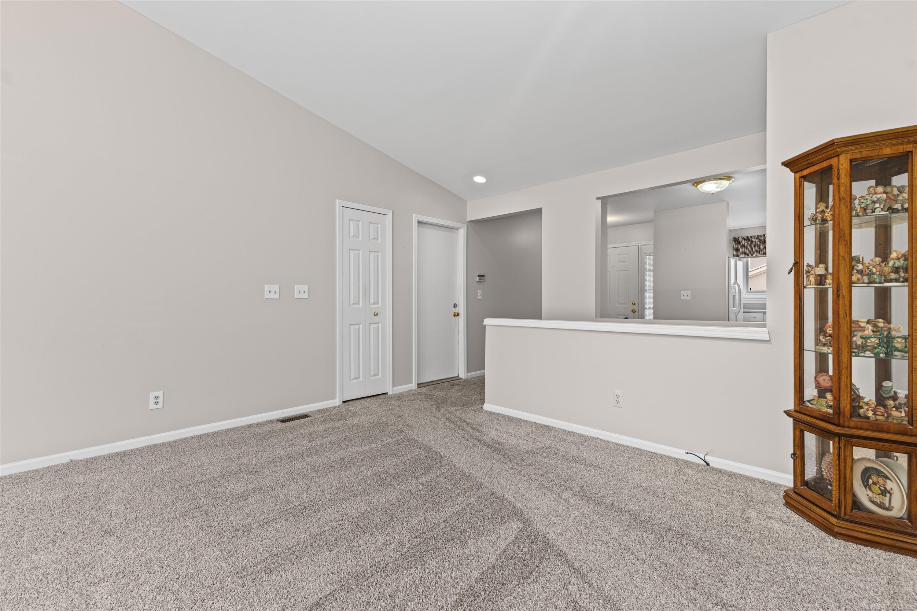 42284 Aspen Court, Clinton Twp, MI 48038 — Photo 14