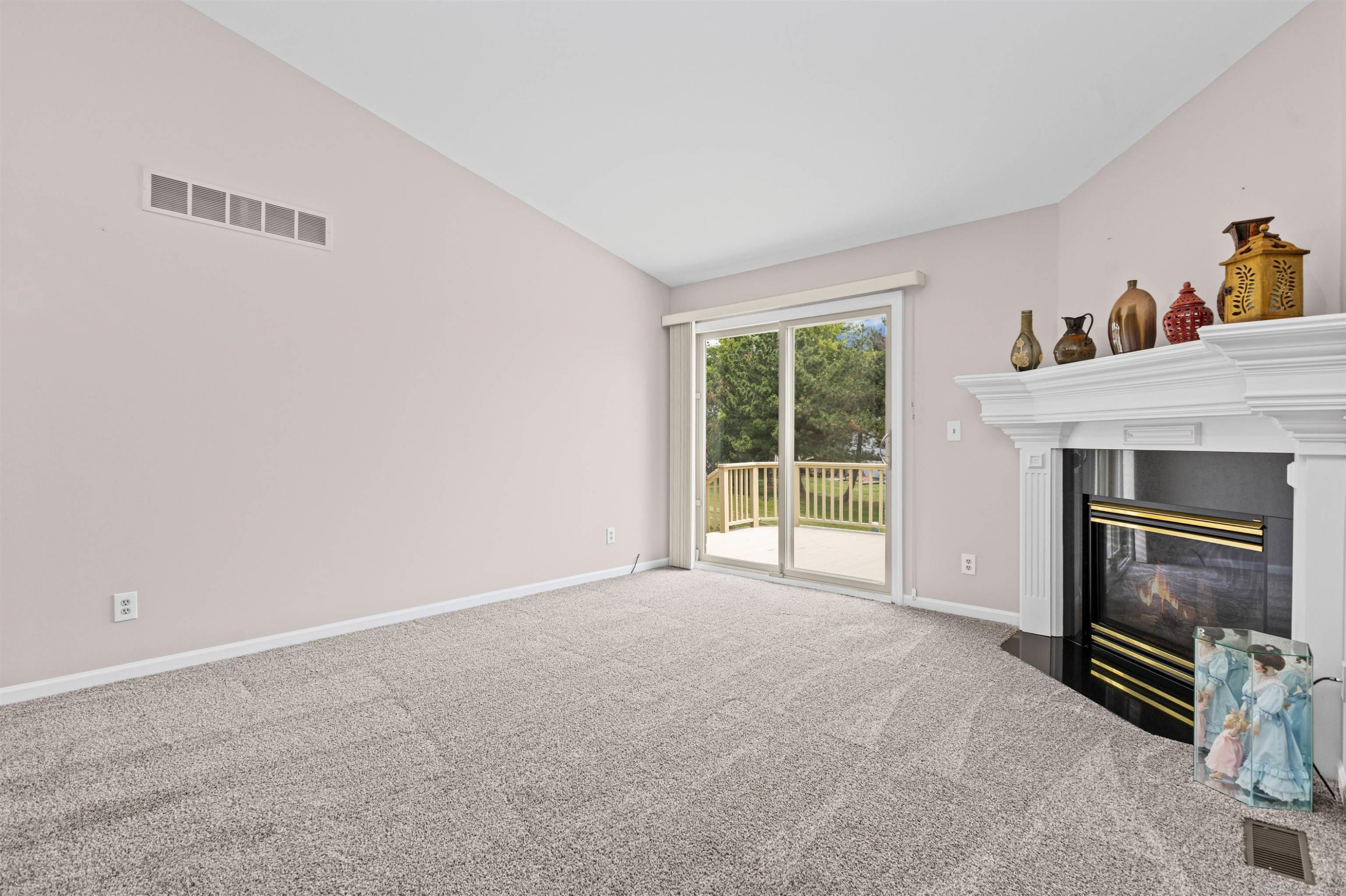 42284 Aspen Court, Clinton Twp, MI 48038 — Photo 15