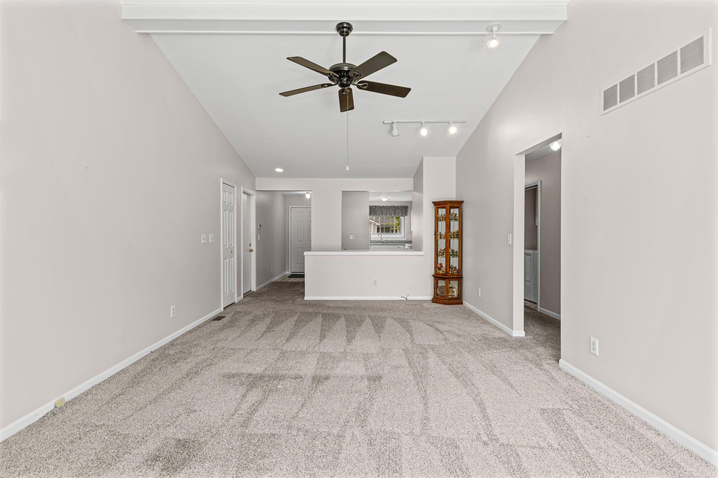 42284 Aspen Court, Clinton Twp, MI 48038 — Photo 18