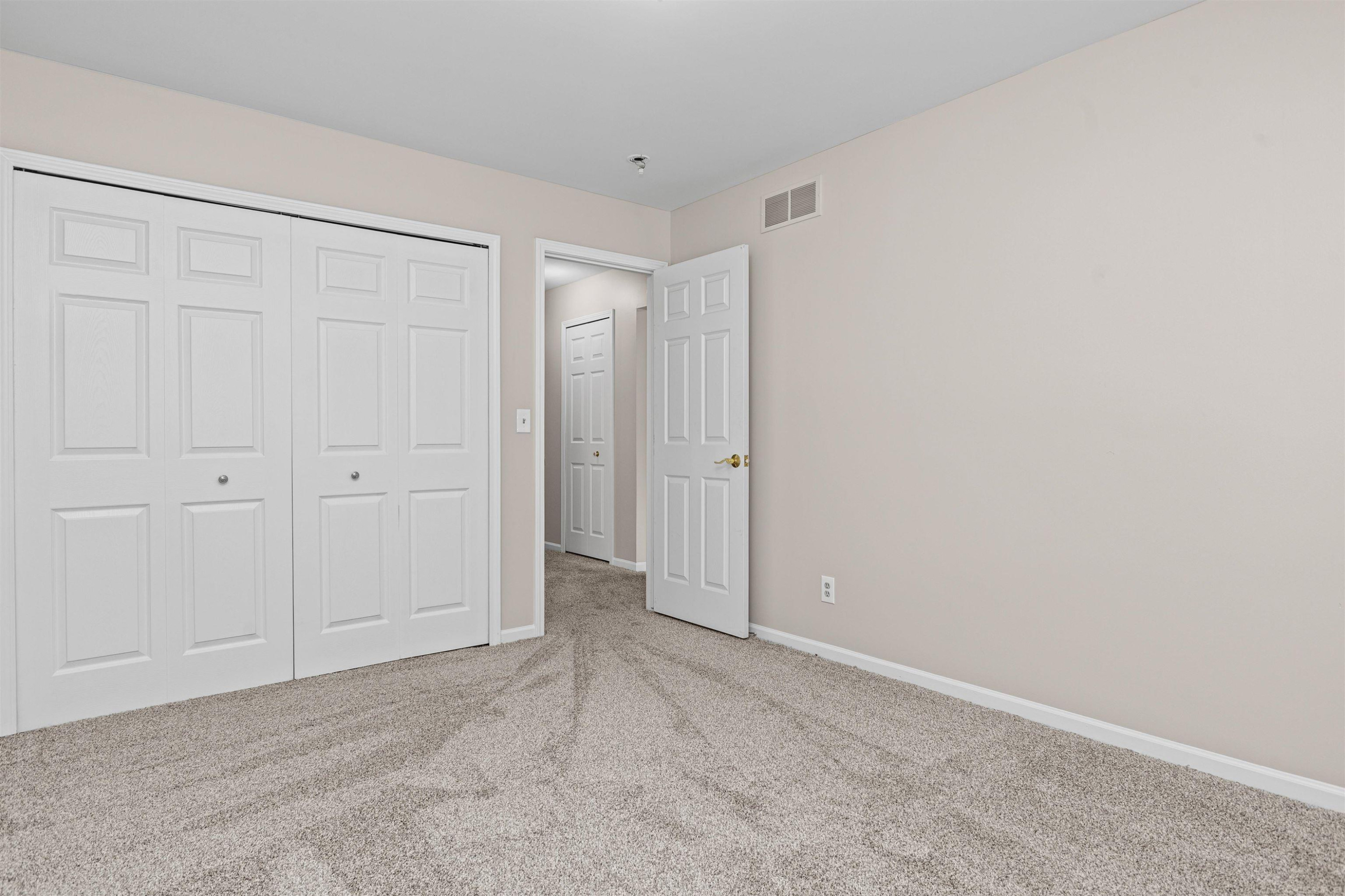 42284 Aspen Court, Clinton Twp, MI 48038 — Photo 21
