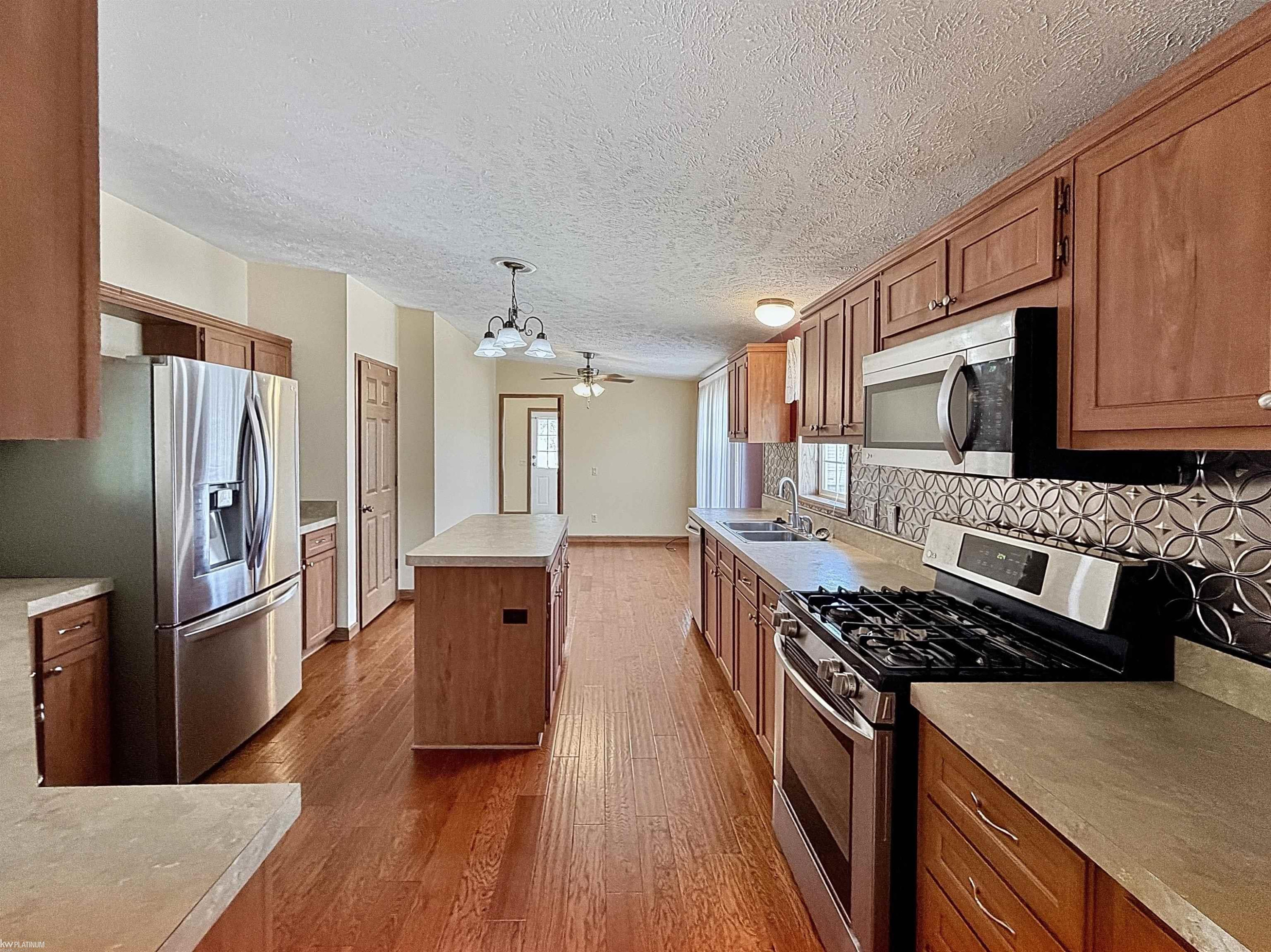 37037 Millstone Trail, New Haven, MI 48048 — Photo 10