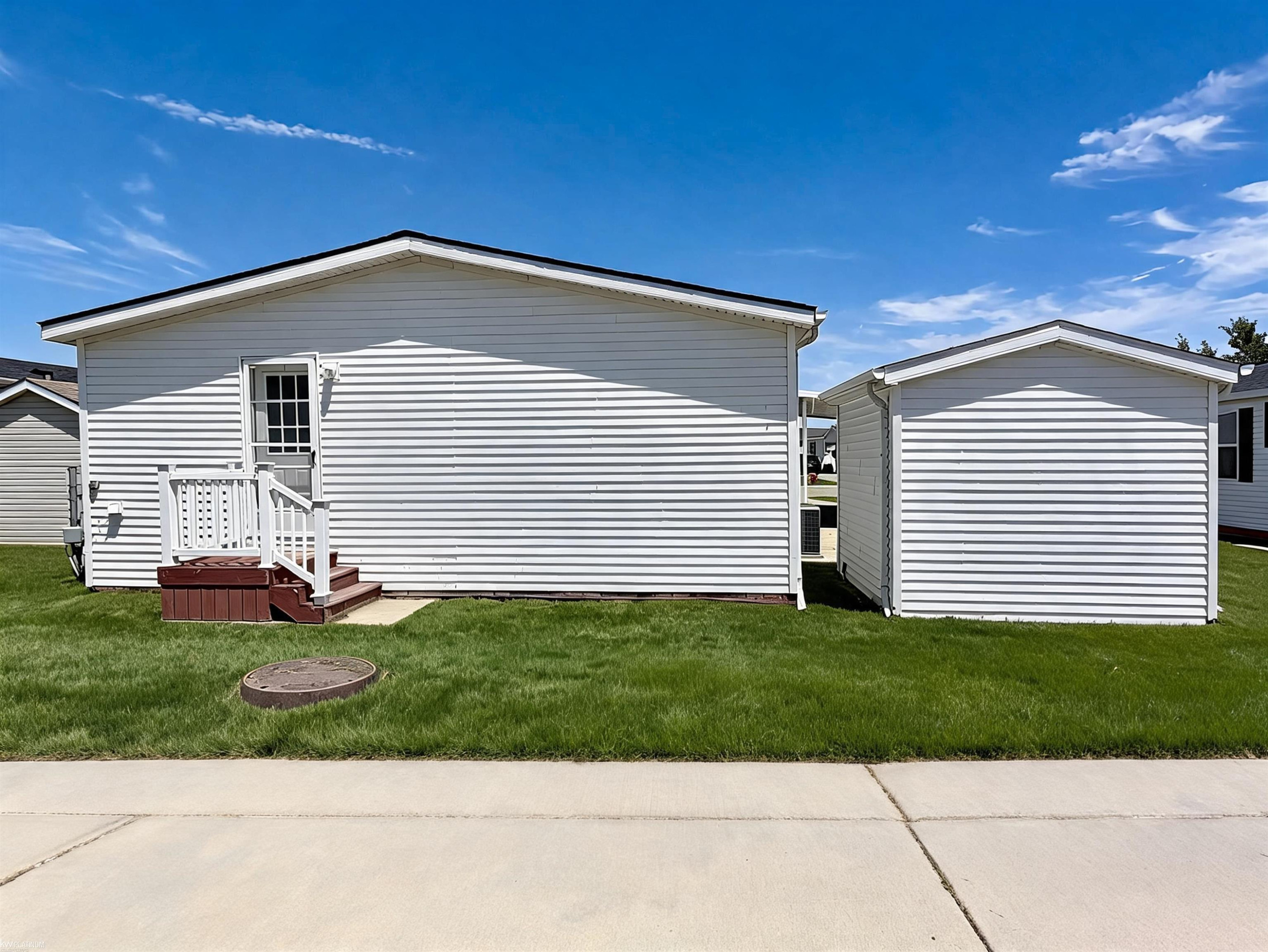 37037 Millstone Trail, New Haven, MI 48048 — Photo 31
