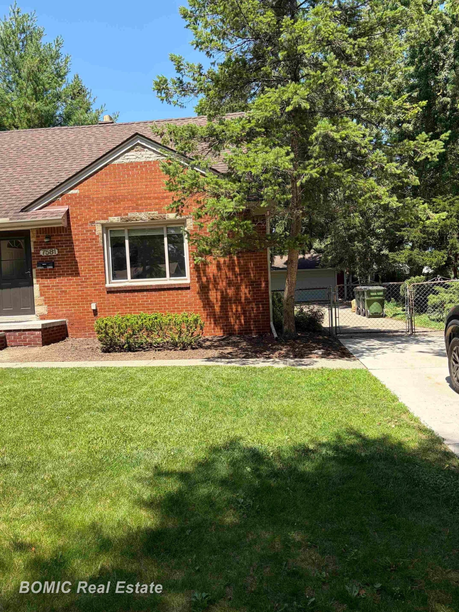 7581 St John Street, Shelby Twp, MI 48317 — Photo 6