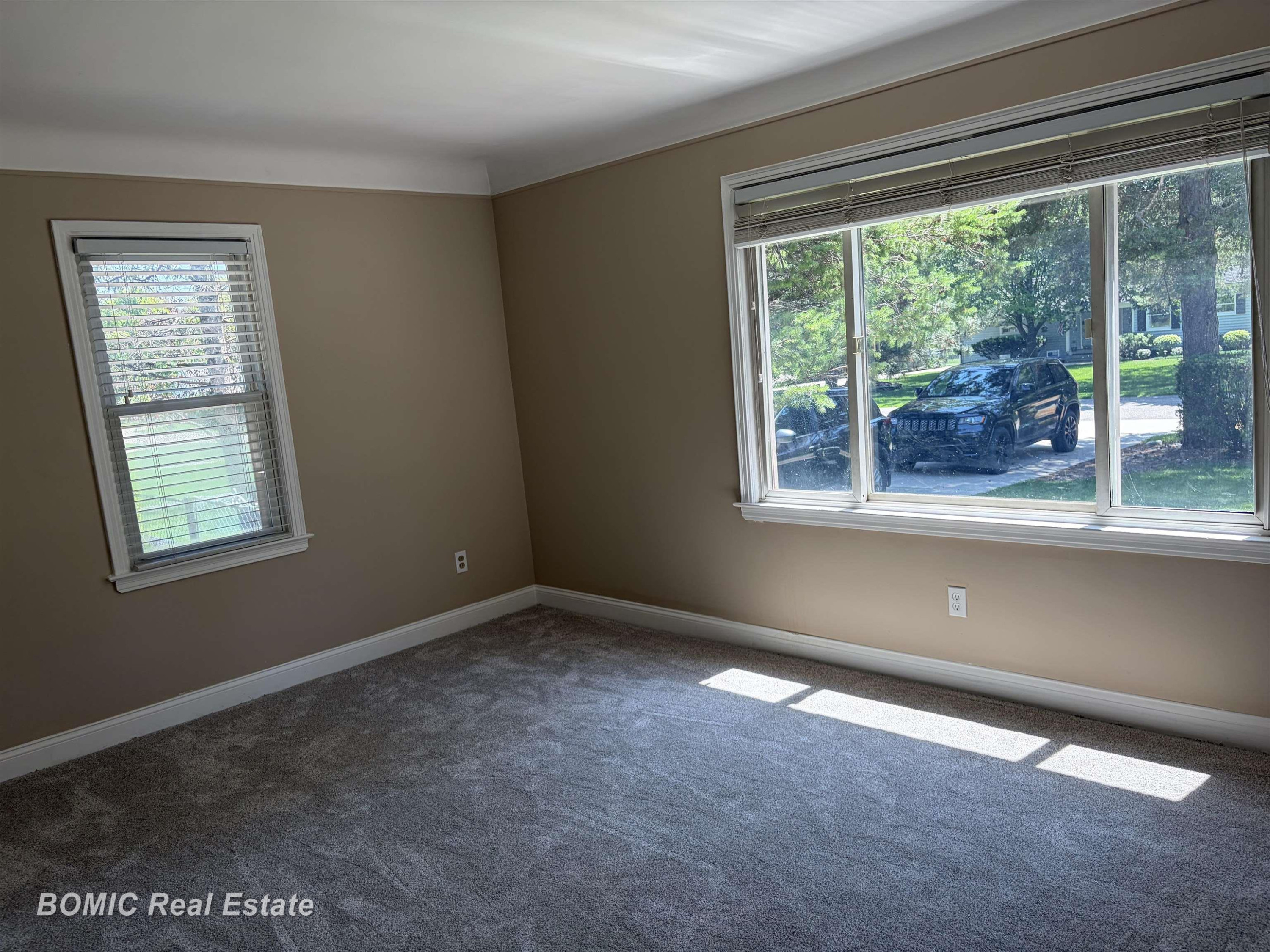 7581 St John Street, Shelby Twp, MI 48317 — Photo 9