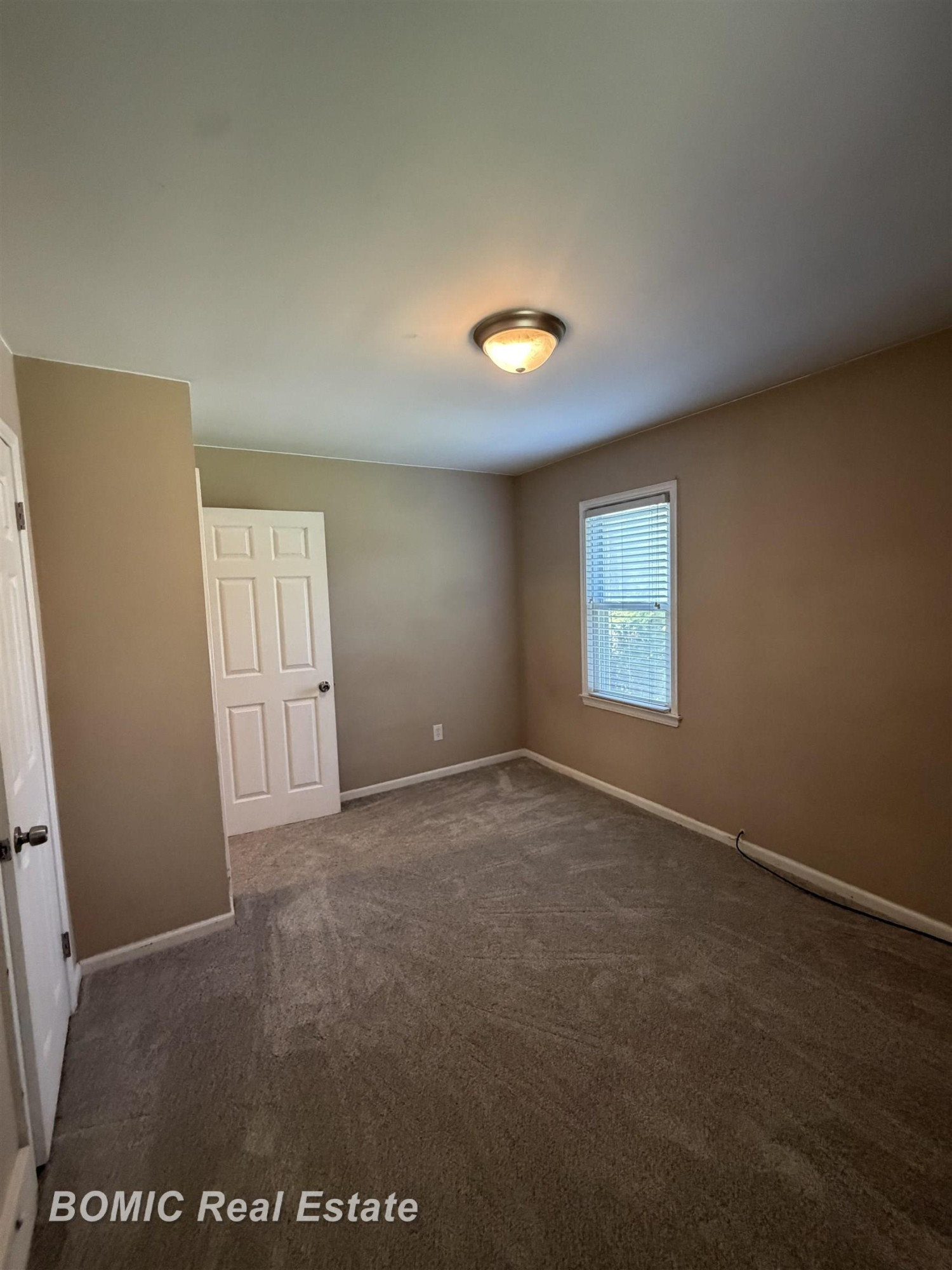 7581 St John Street, Shelby Twp, MI 48317 — Photo 18