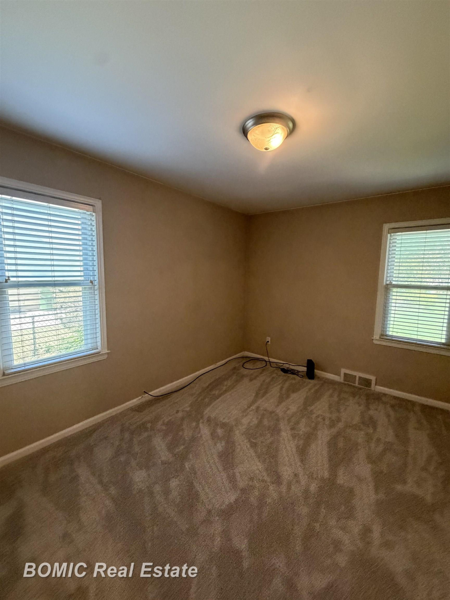 7581 St John Street, Shelby Twp, MI 48317 — Photo 20