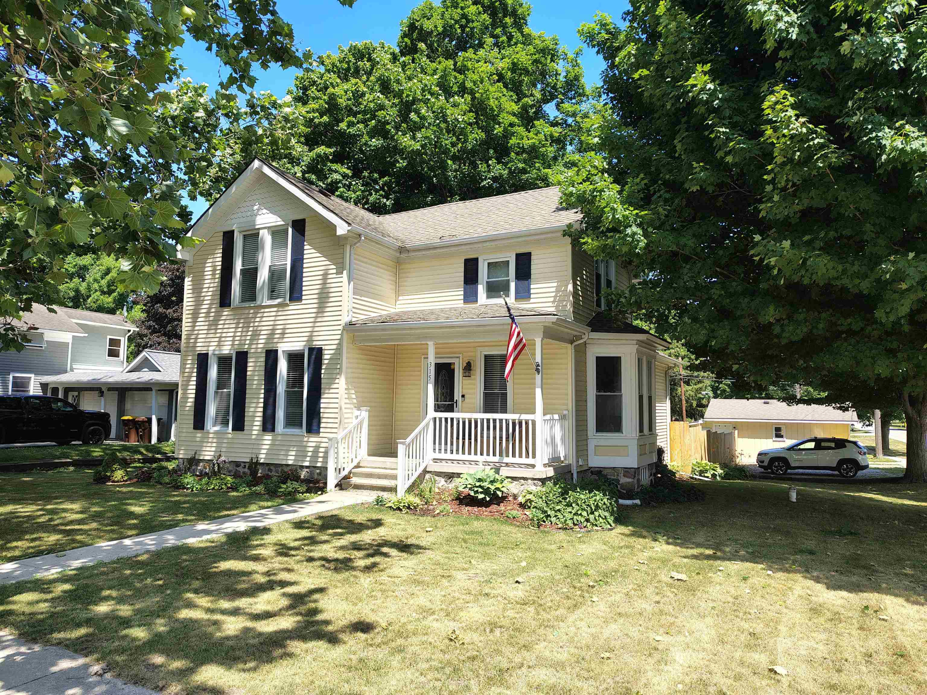 315 E Main Street, Vernon, MI 48476