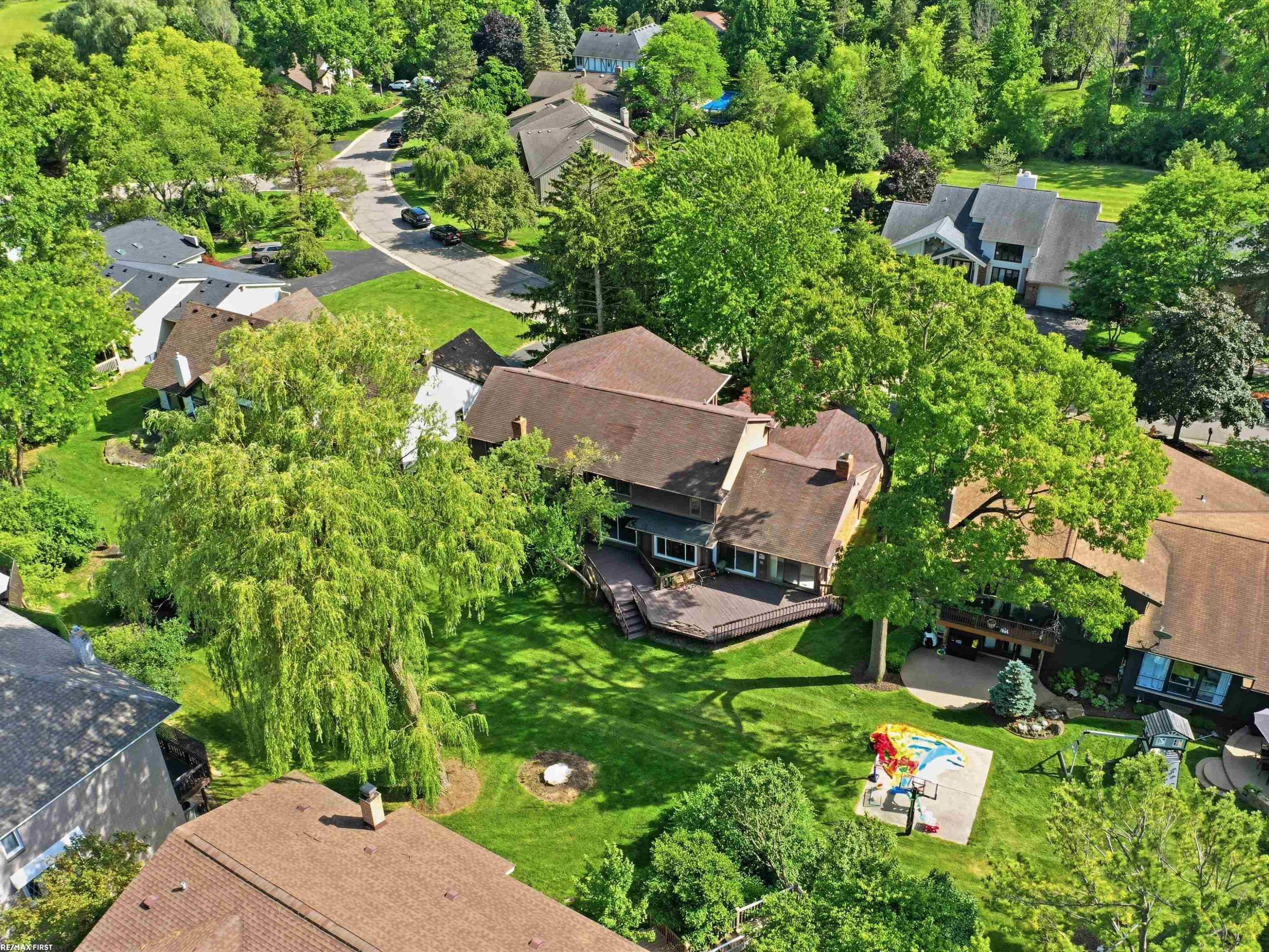 4677 Rolling Ridge Road, West Bloomfield, MI 48323 — Photo 11