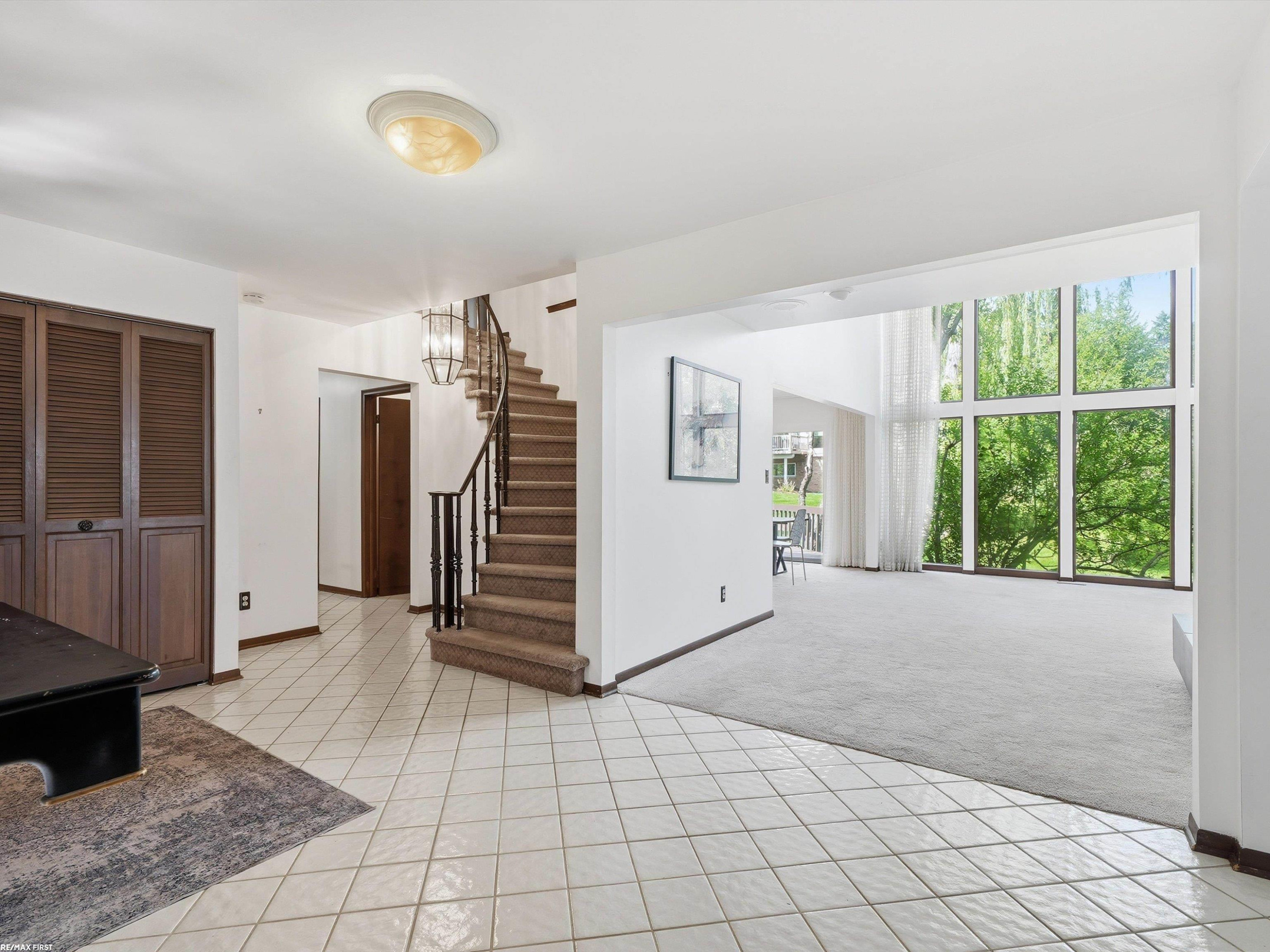 4677 Rolling Ridge Road, West Bloomfield, MI 48323 — Photo 14