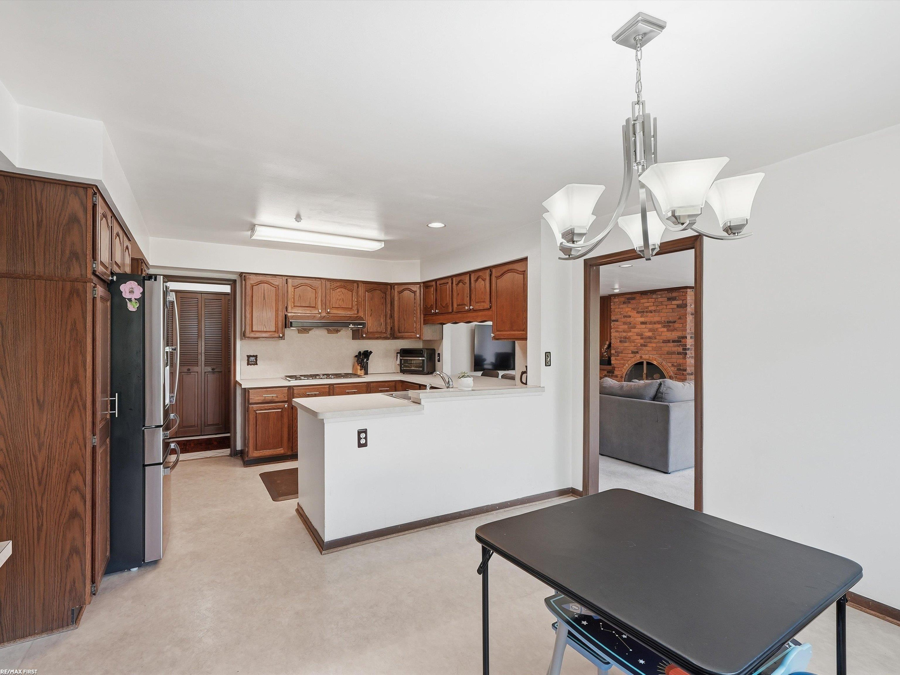 4677 Rolling Ridge Road, West Bloomfield, MI 48323 — Photo 24