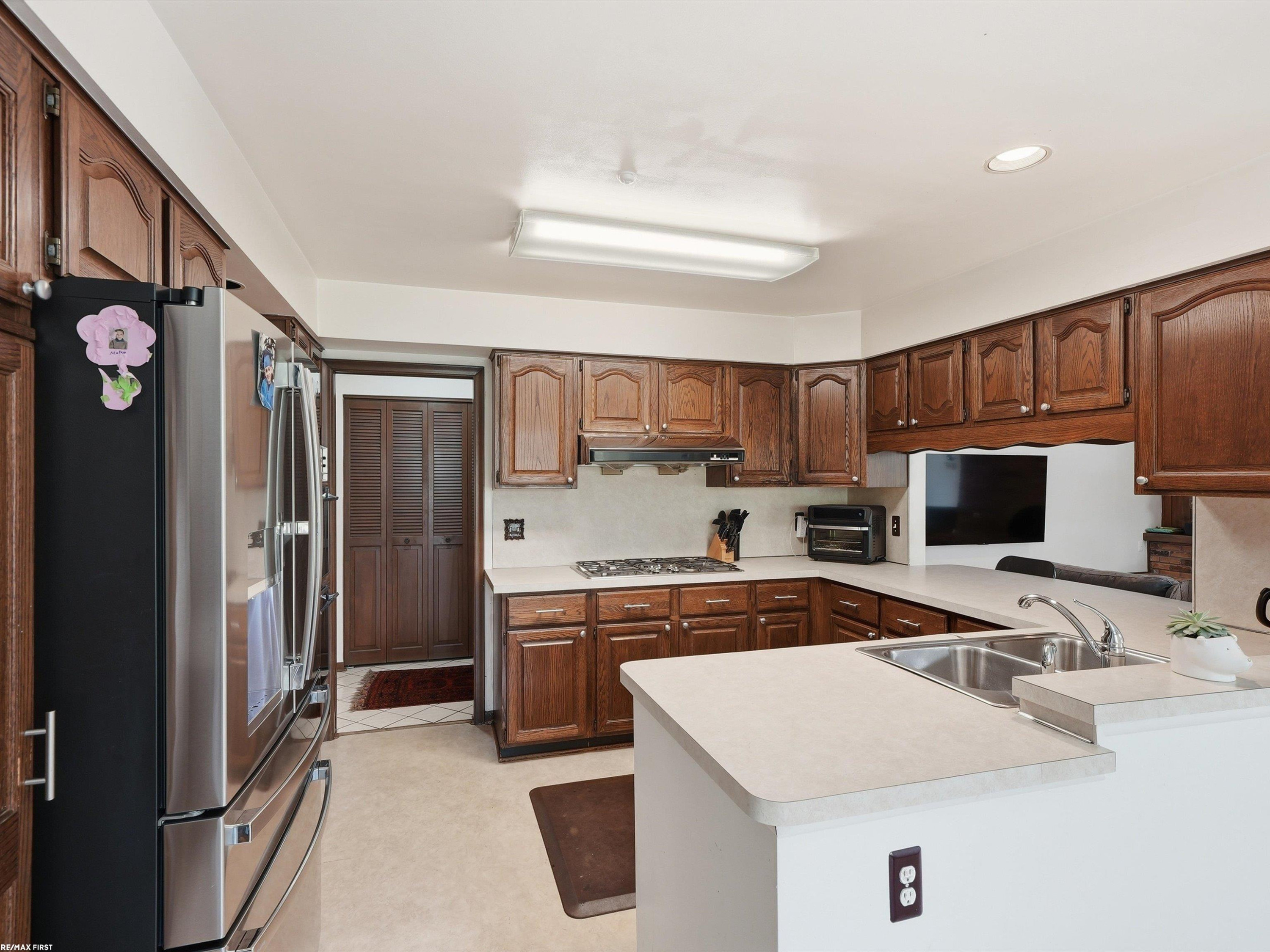 4677 Rolling Ridge Road, West Bloomfield, MI 48323 — Photo 27