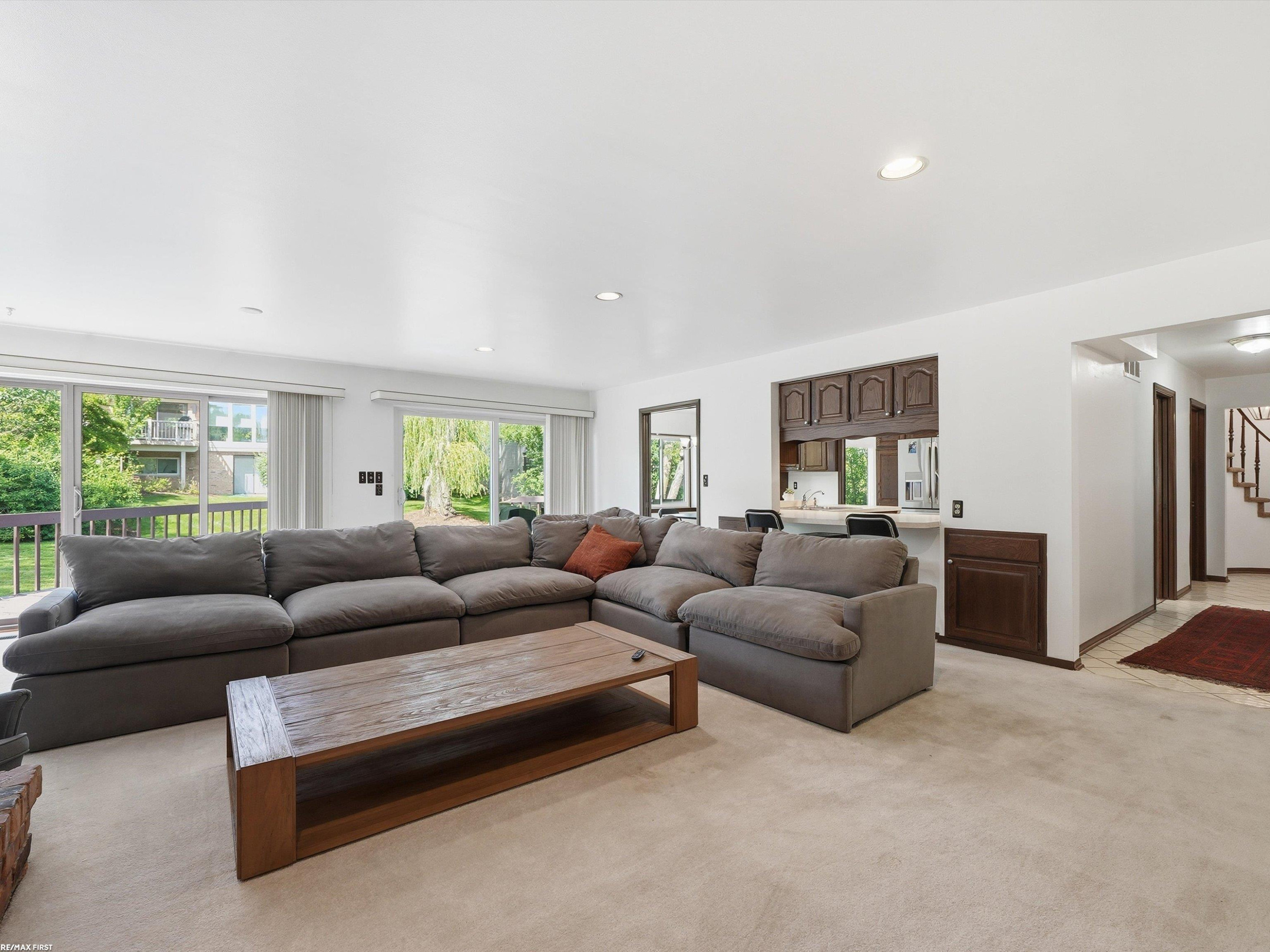 4677 Rolling Ridge Road, West Bloomfield, MI 48323 — Photo 33