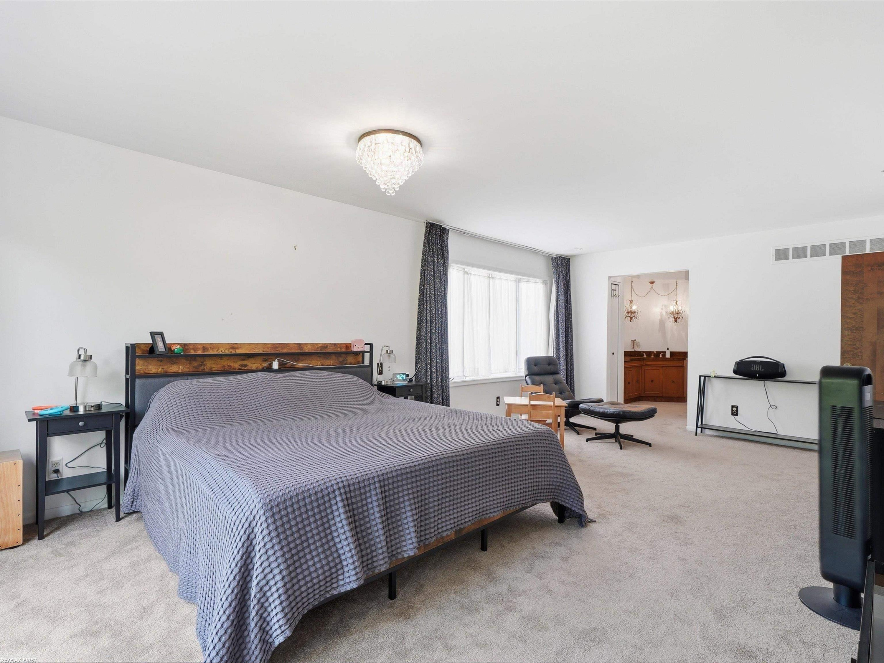 4677 Rolling Ridge Road, West Bloomfield, MI 48323 — Photo 38