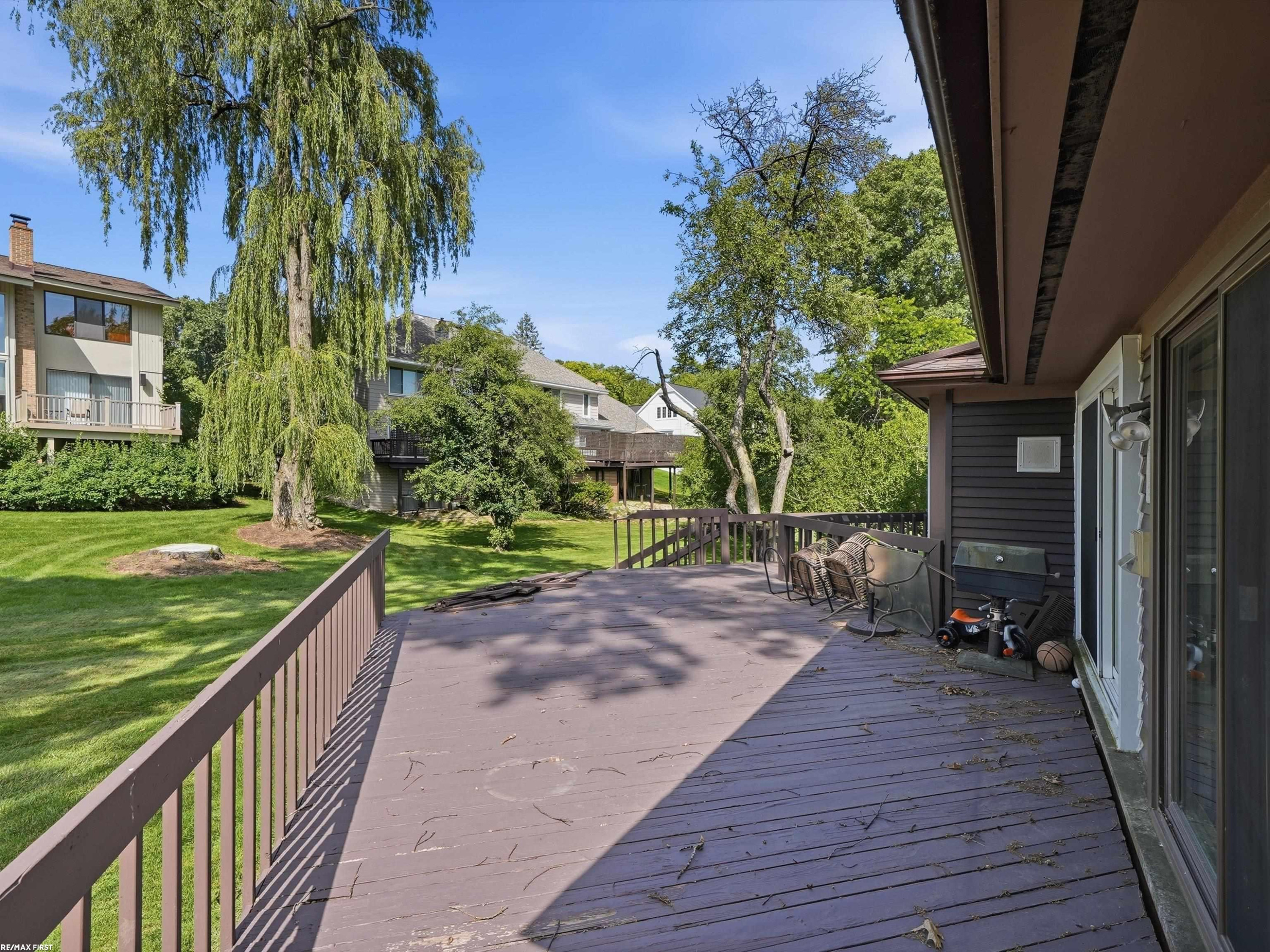 4677 Rolling Ridge Road, West Bloomfield, MI 48323 — Photo 68