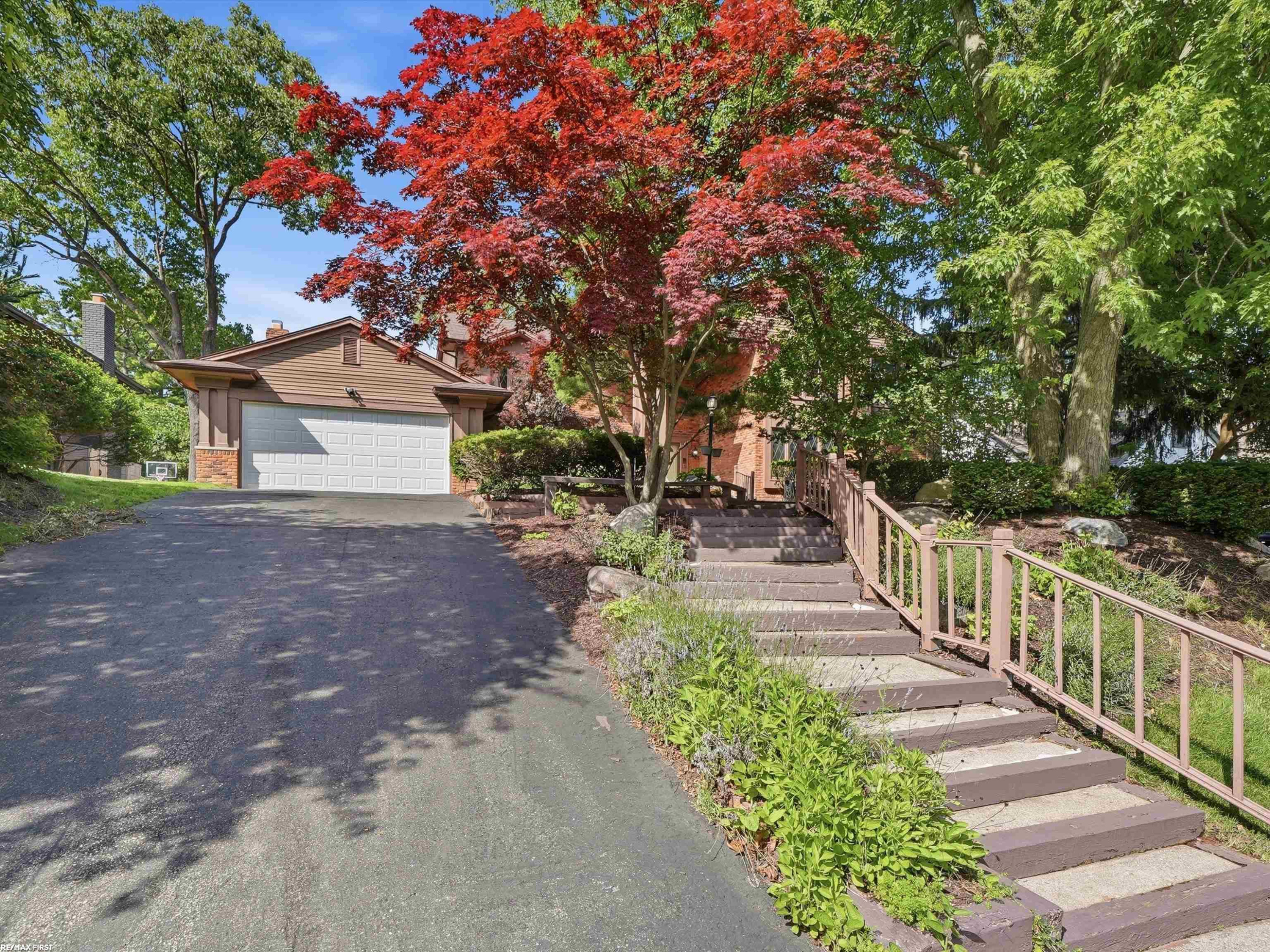 4677 Rolling Ridge Road, West Bloomfield, MI 48323 — Photo 6