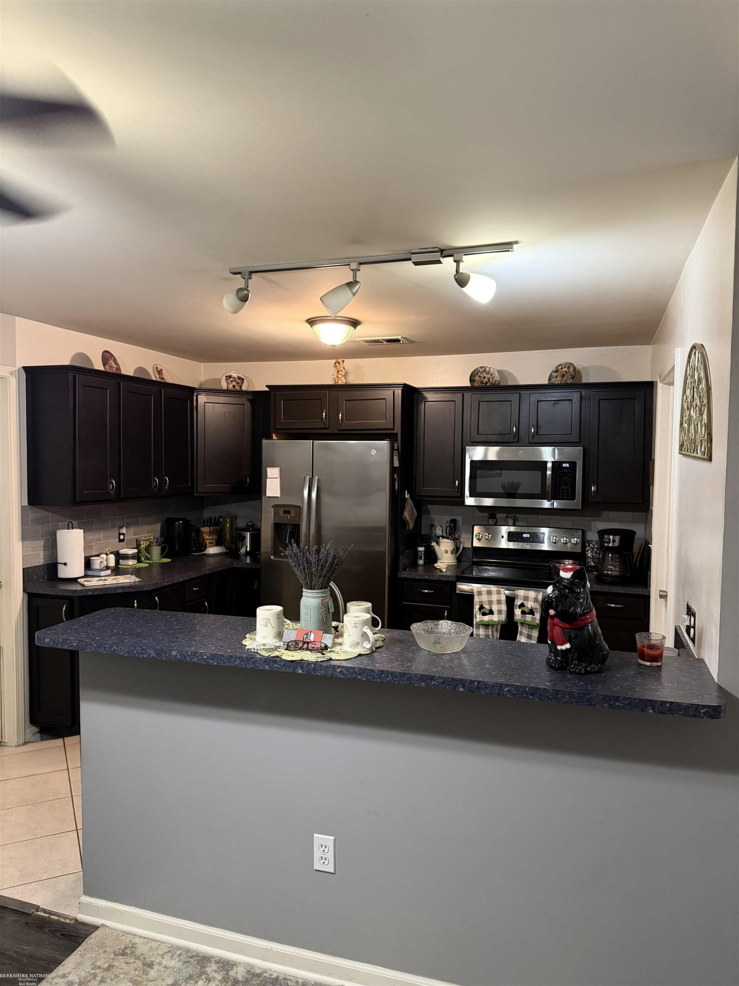 45683 Gable Drive, MI 48044 — Photo 11