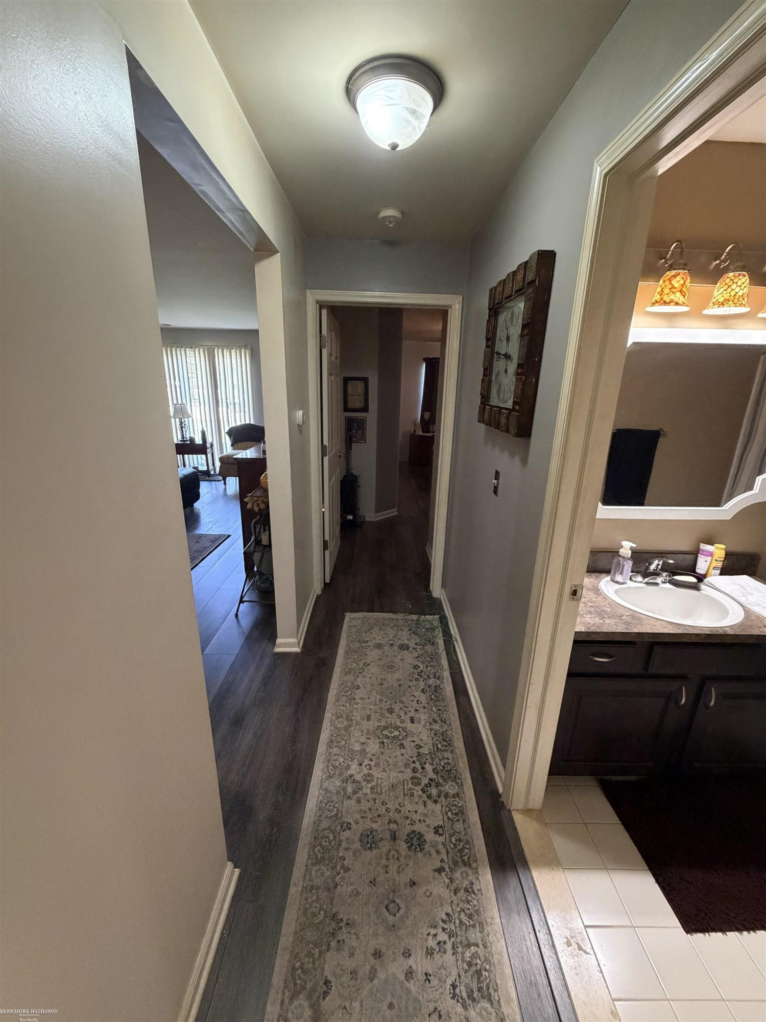 45683 Gable Drive, MI 48044 — Photo 18