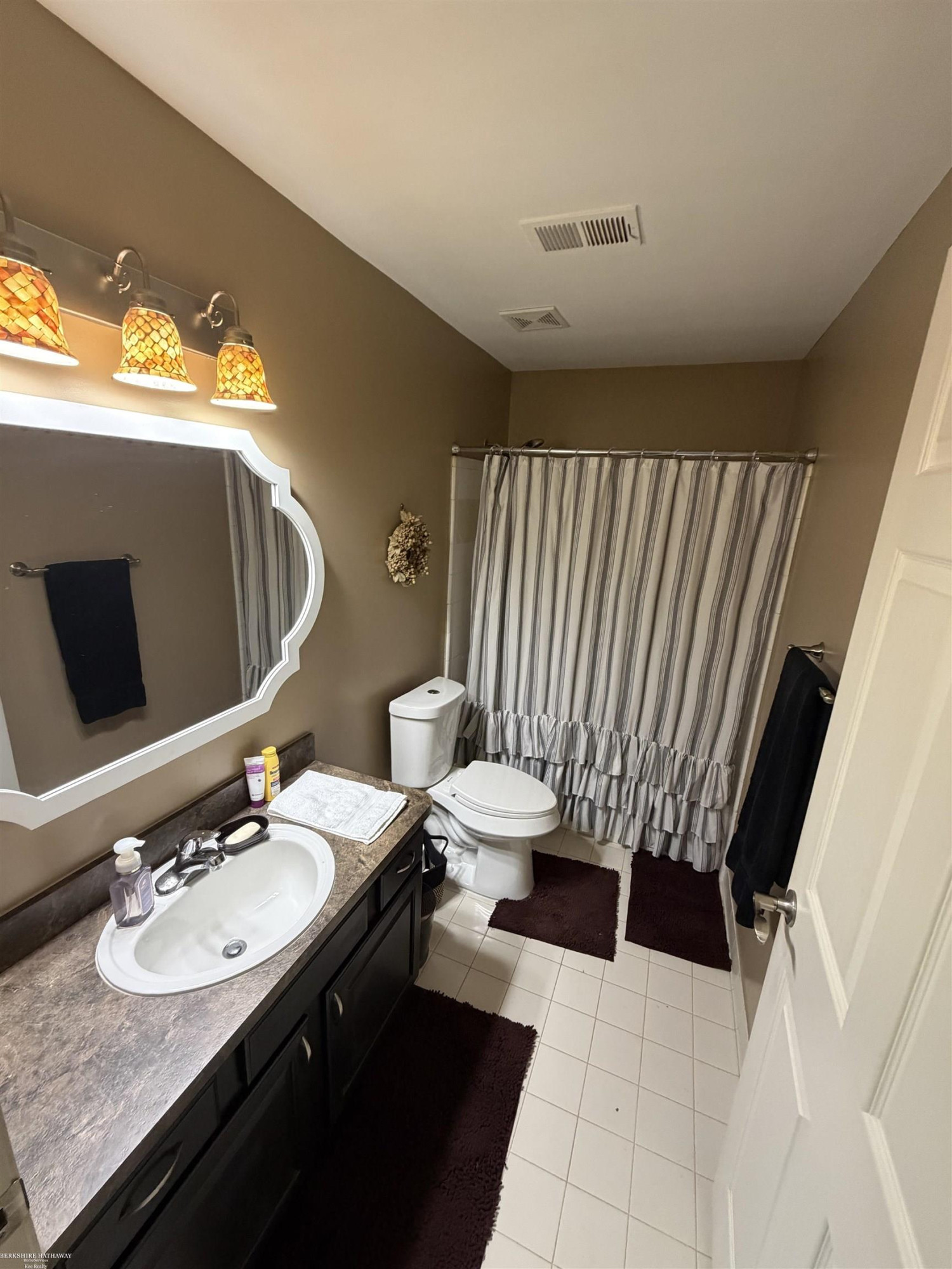 45683 Gable Drive, MI 48044 — Photo 19