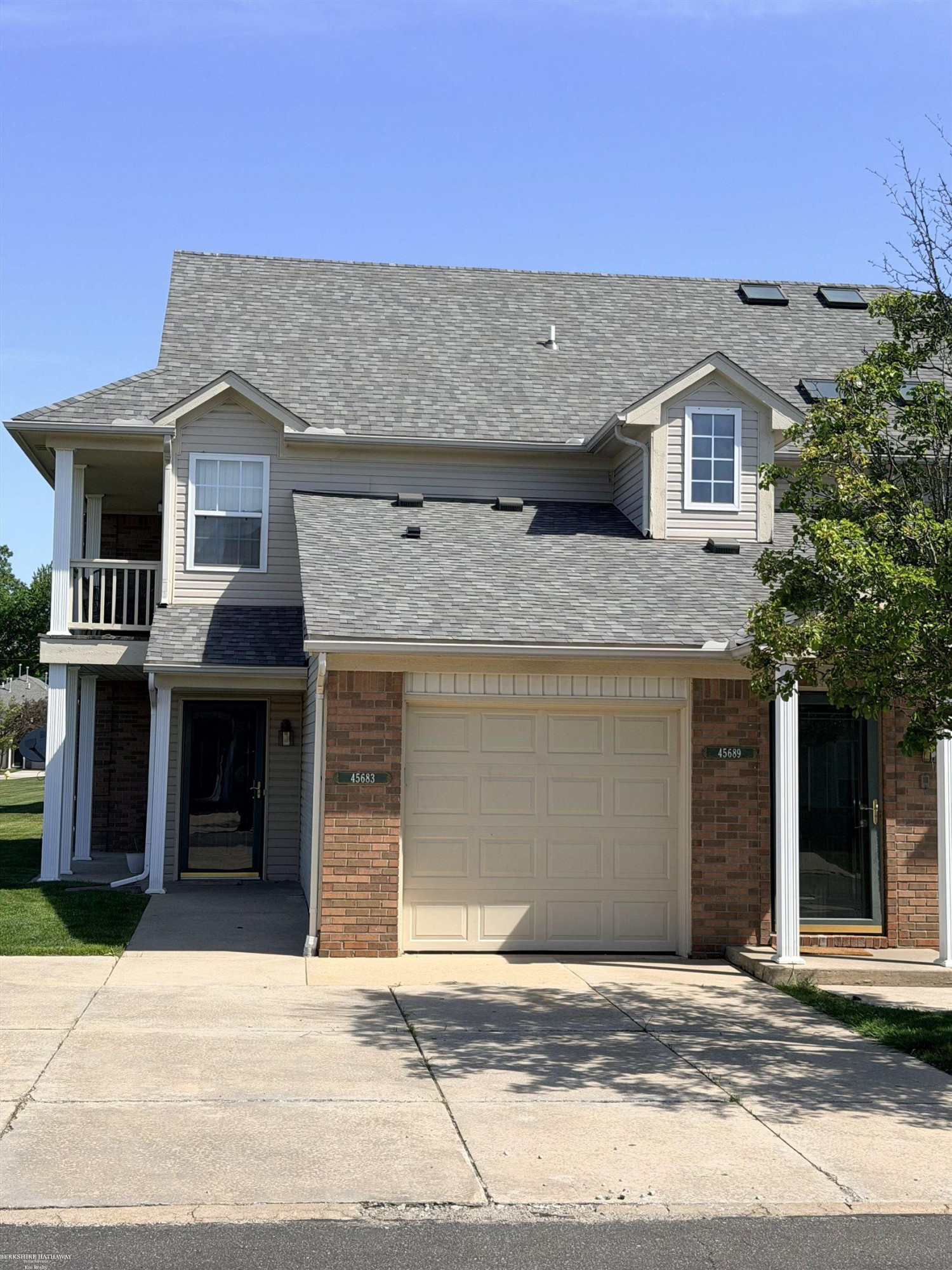 45683 Gable Drive, MI 48044 — Photo 27