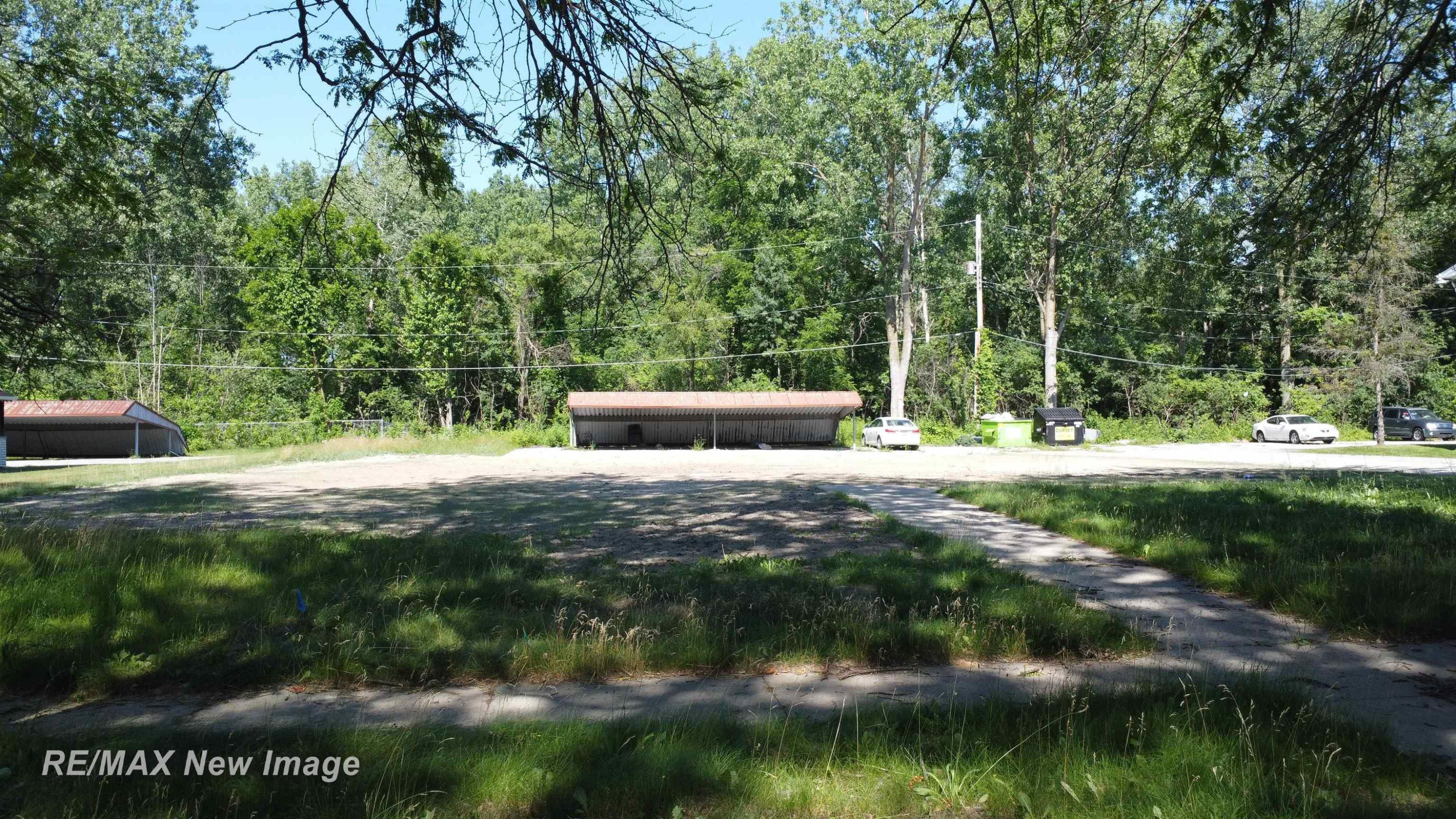 3681 Bernice Drive, Saginaw, MI 48601