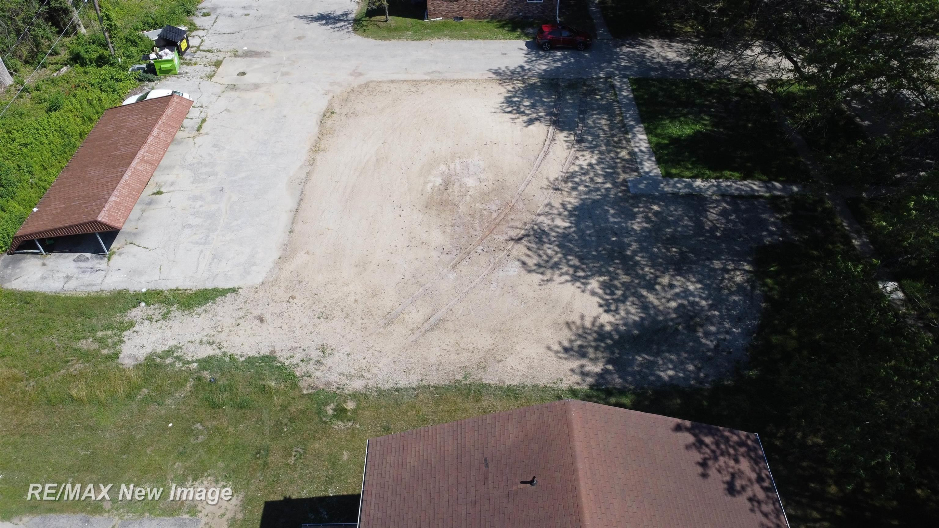 3681 Bernice Drive, Saginaw, MI 48601 — Photo 7