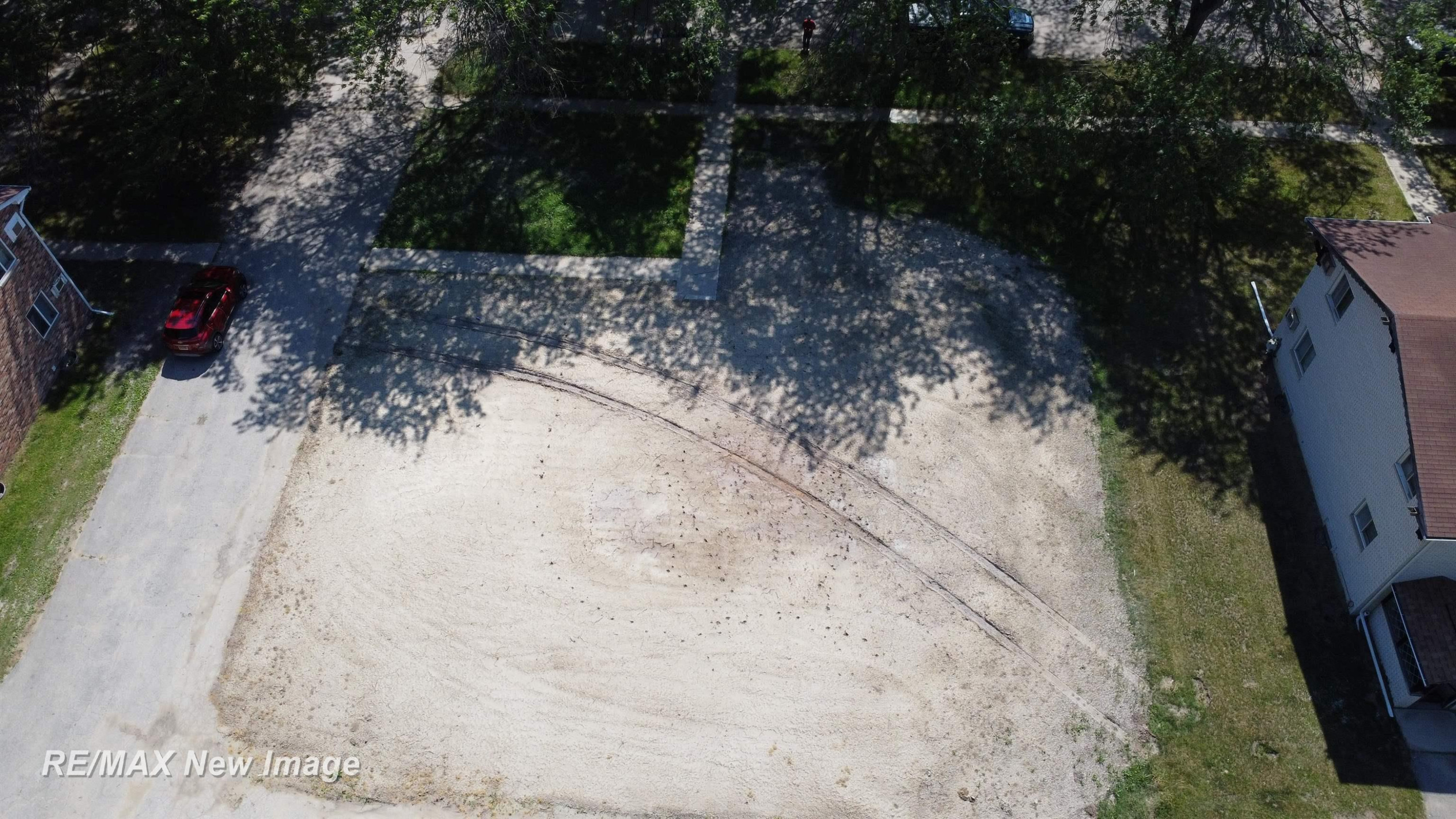 3681 Bernice Drive, Saginaw, MI 48601 — Photo 8