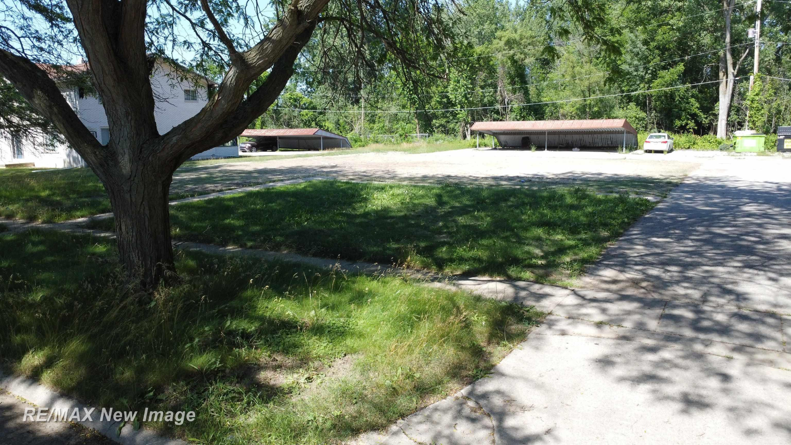 3681 Bernice Drive, Saginaw, MI 48601 — Photo 9