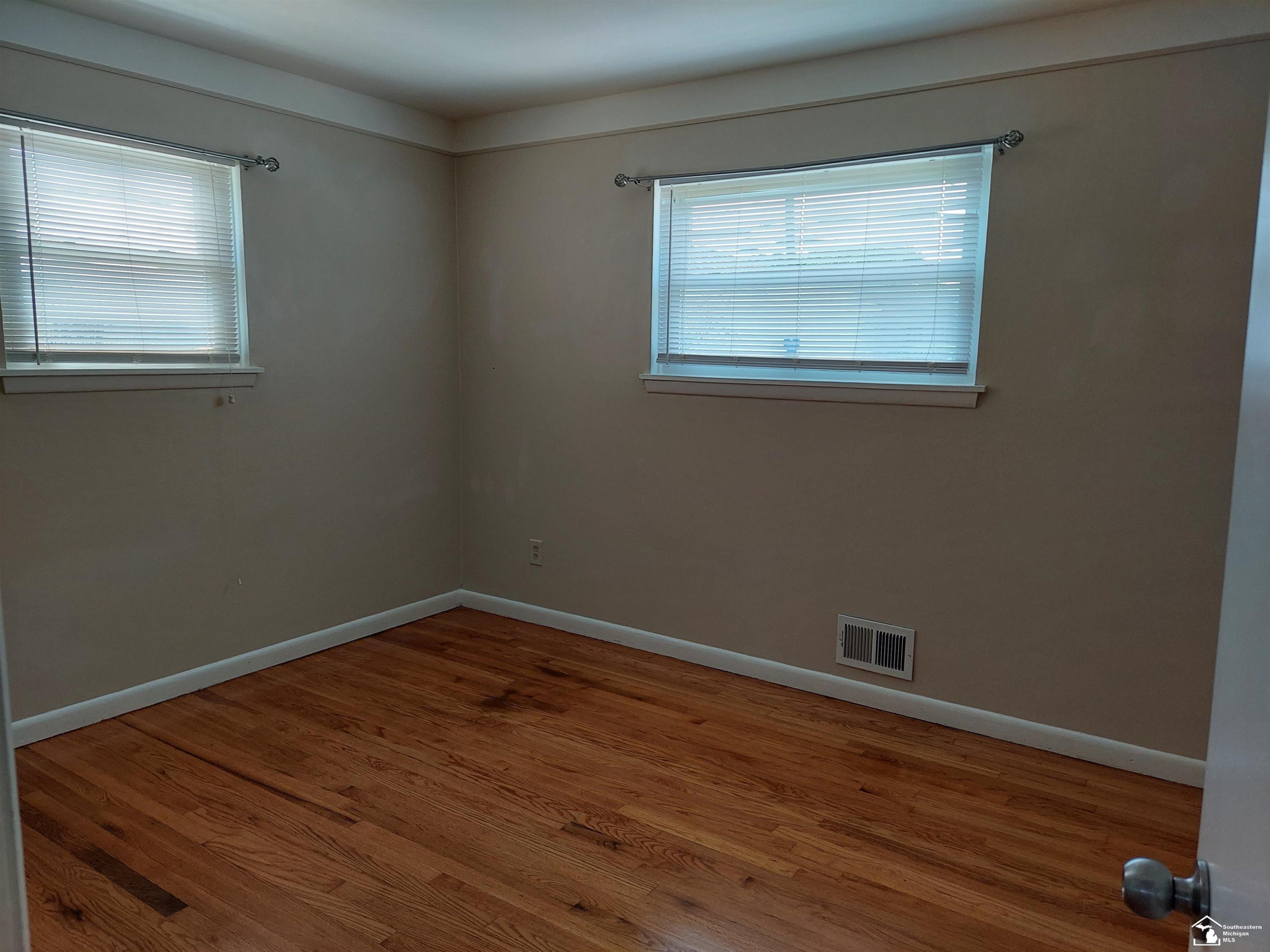 8324 Huron Street, Taylor, MI 48180 — Photo 14