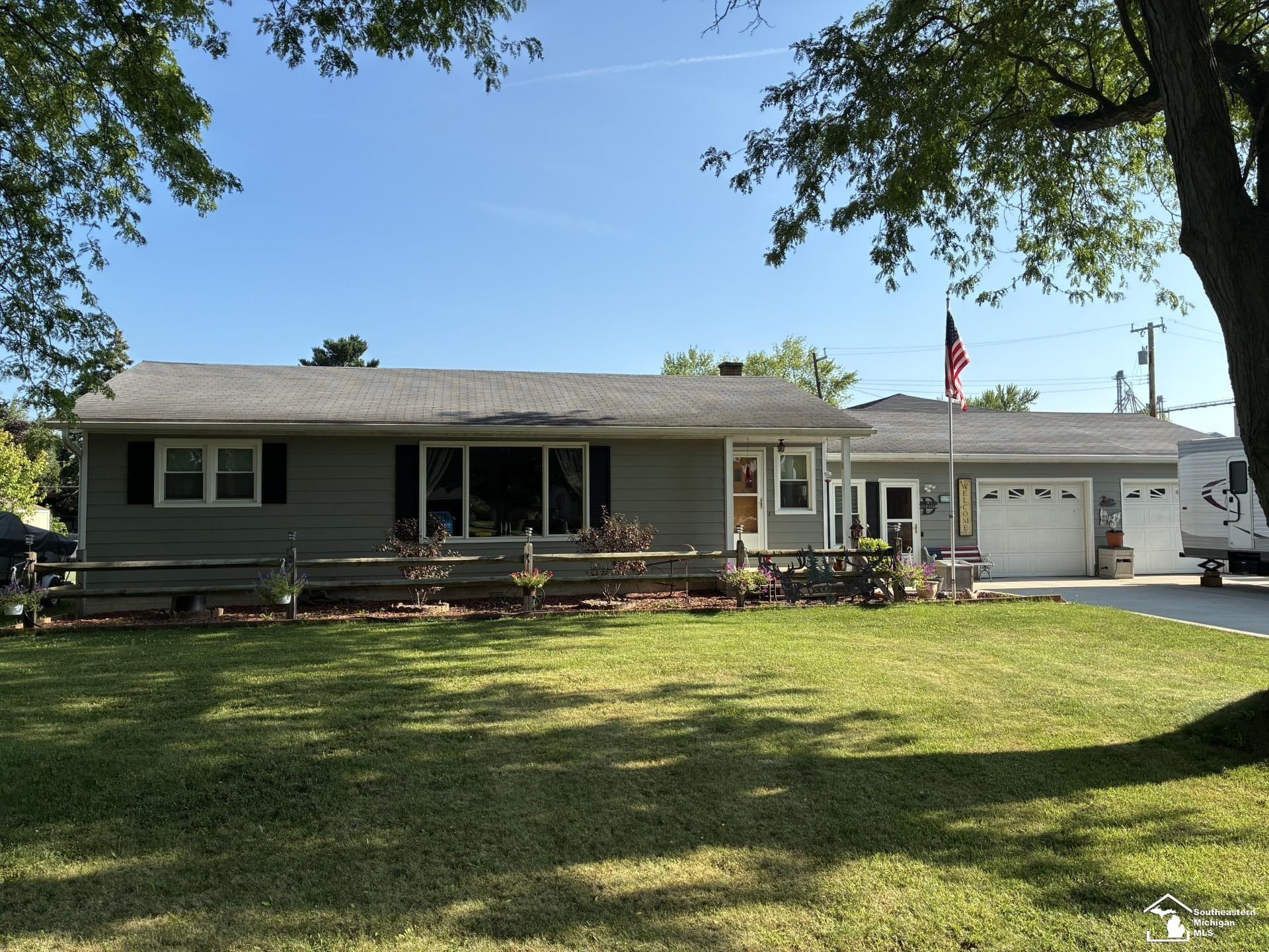 8296 Westwood Drive, Ida, MI 48140 — Photo 2