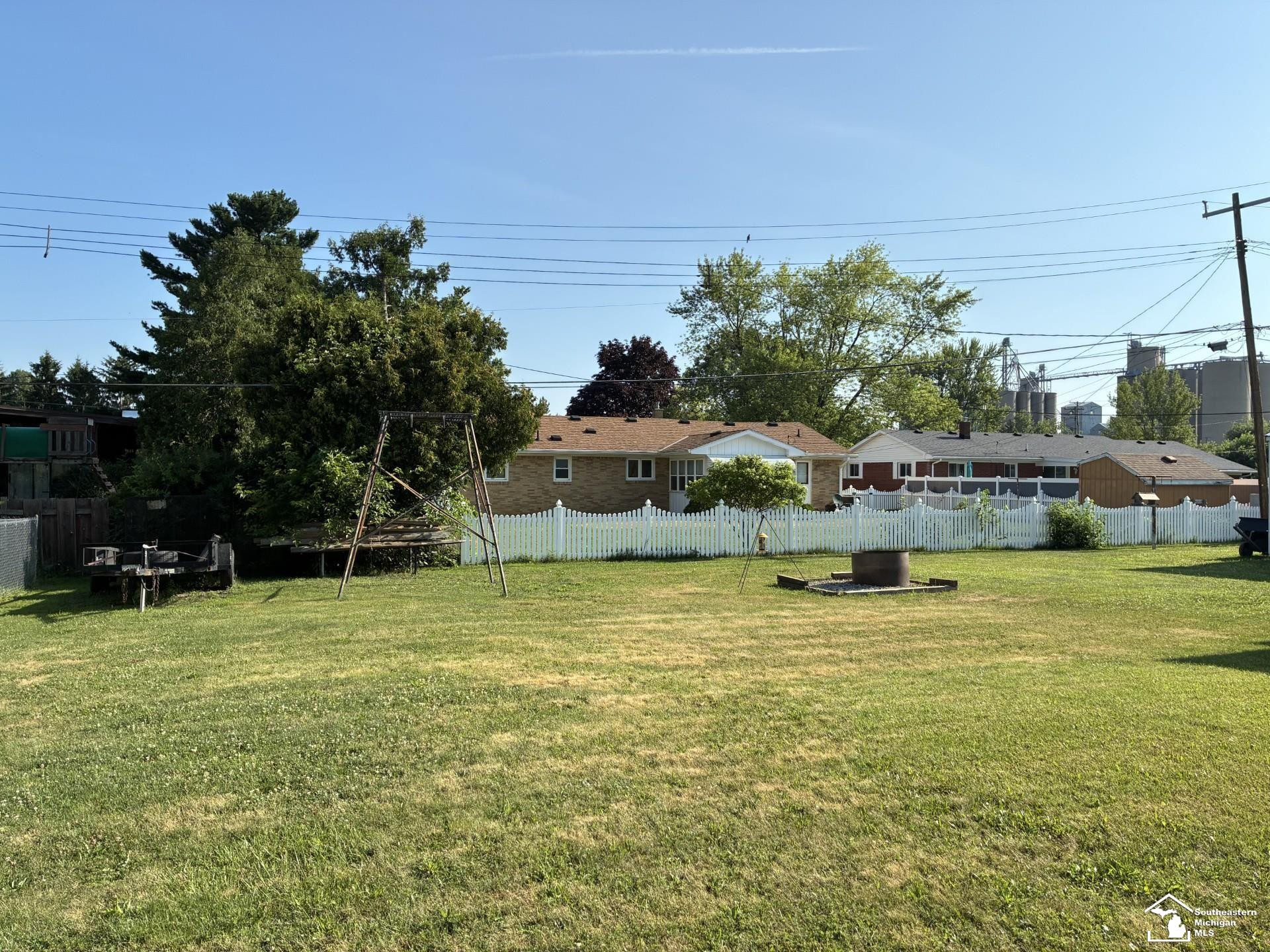 8296 Westwood Drive, Ida, MI 48140 — Photo 5