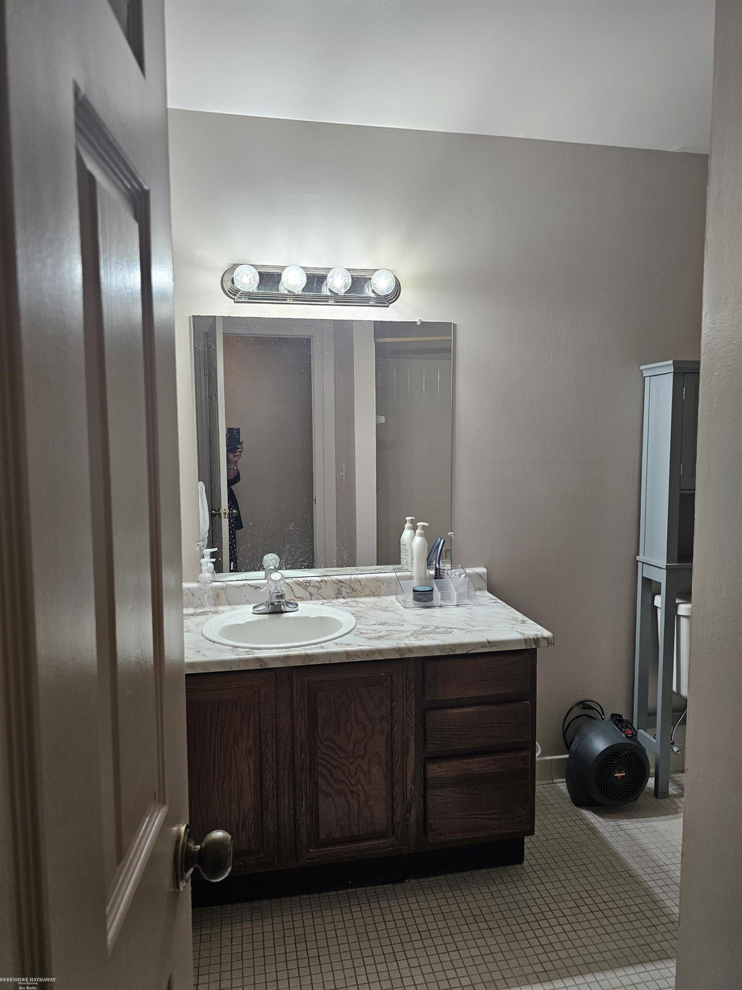 405 Sunset Lane, 34, Saint Clair Shores, MI 48082 — Photo 16