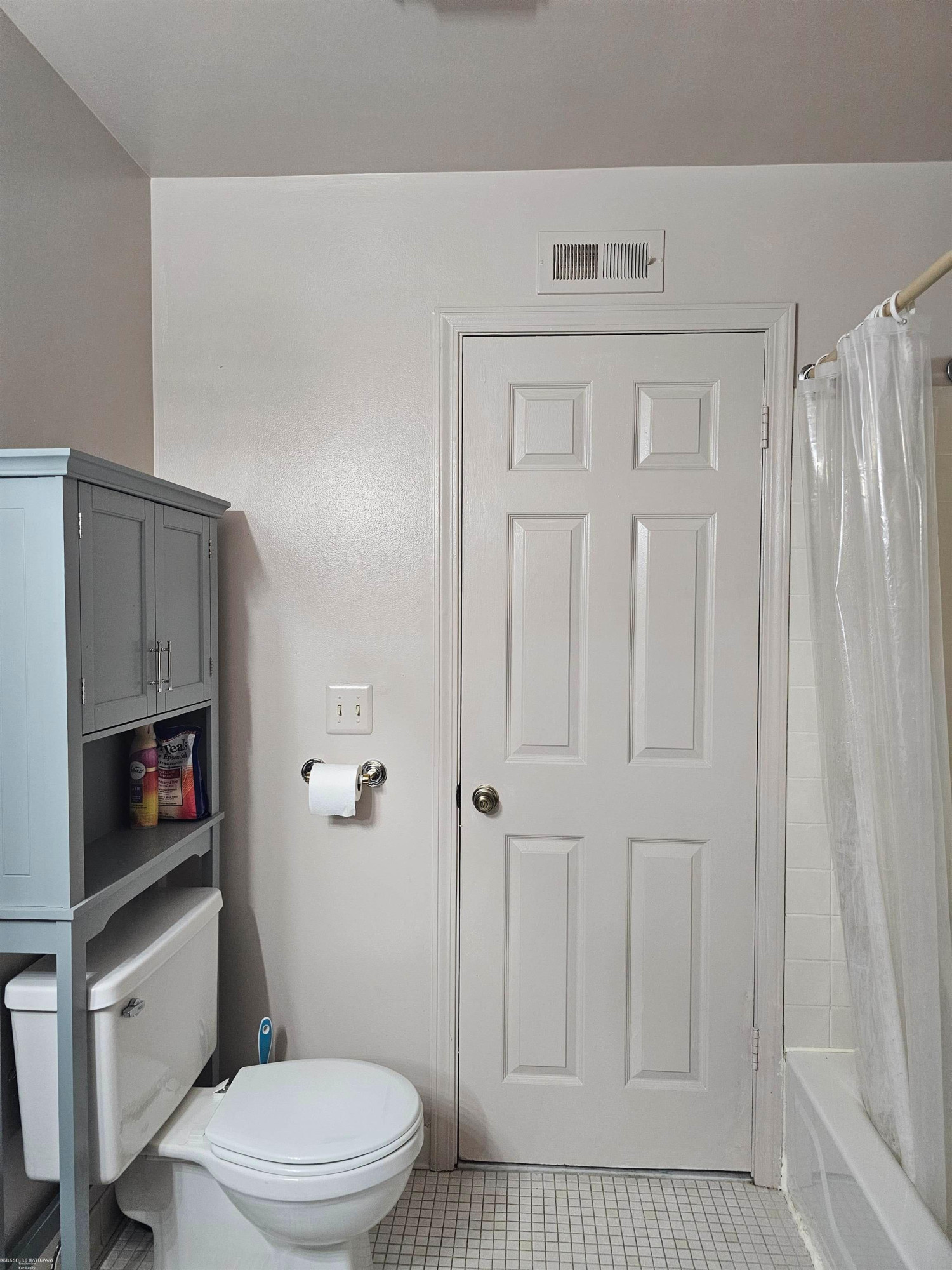 405 Sunset Lane, 34, Saint Clair Shores, MI 48082 — Photo 17