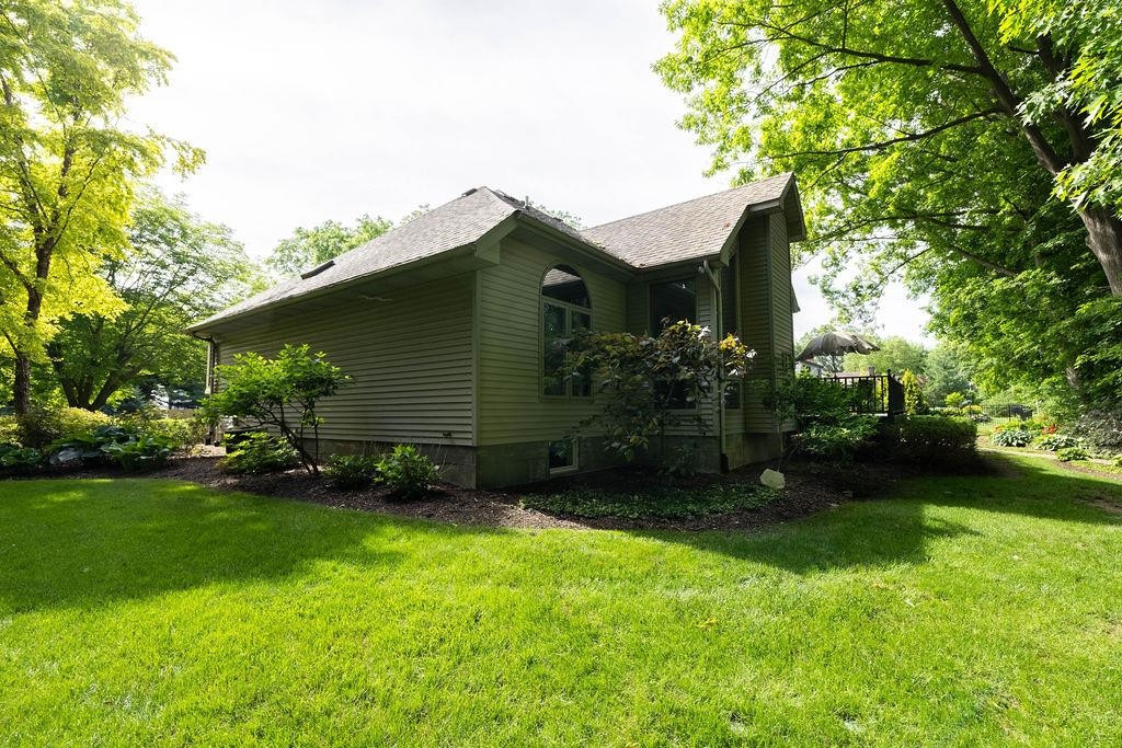 2987 Park Lane, Owosso, MI 48867 — Photo 4