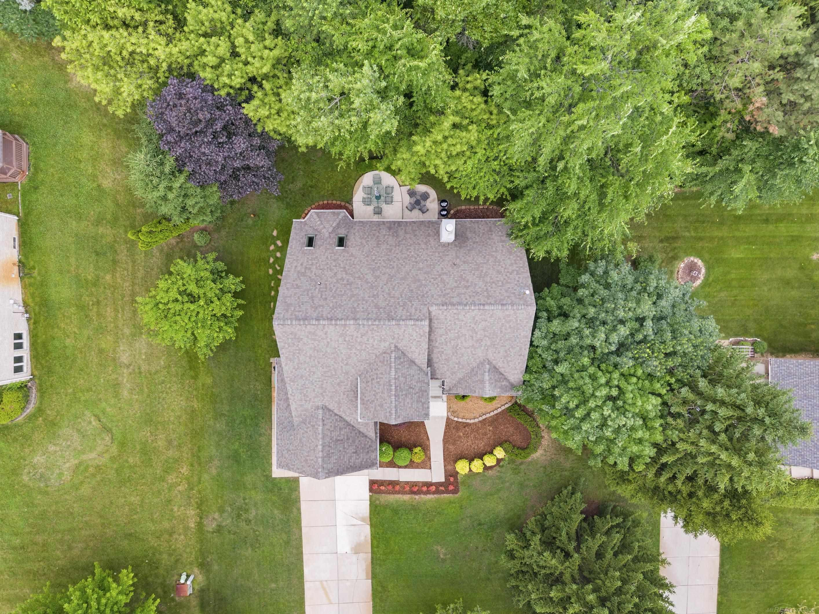 70351 Hillside Court, MI 48065 — Photo 5