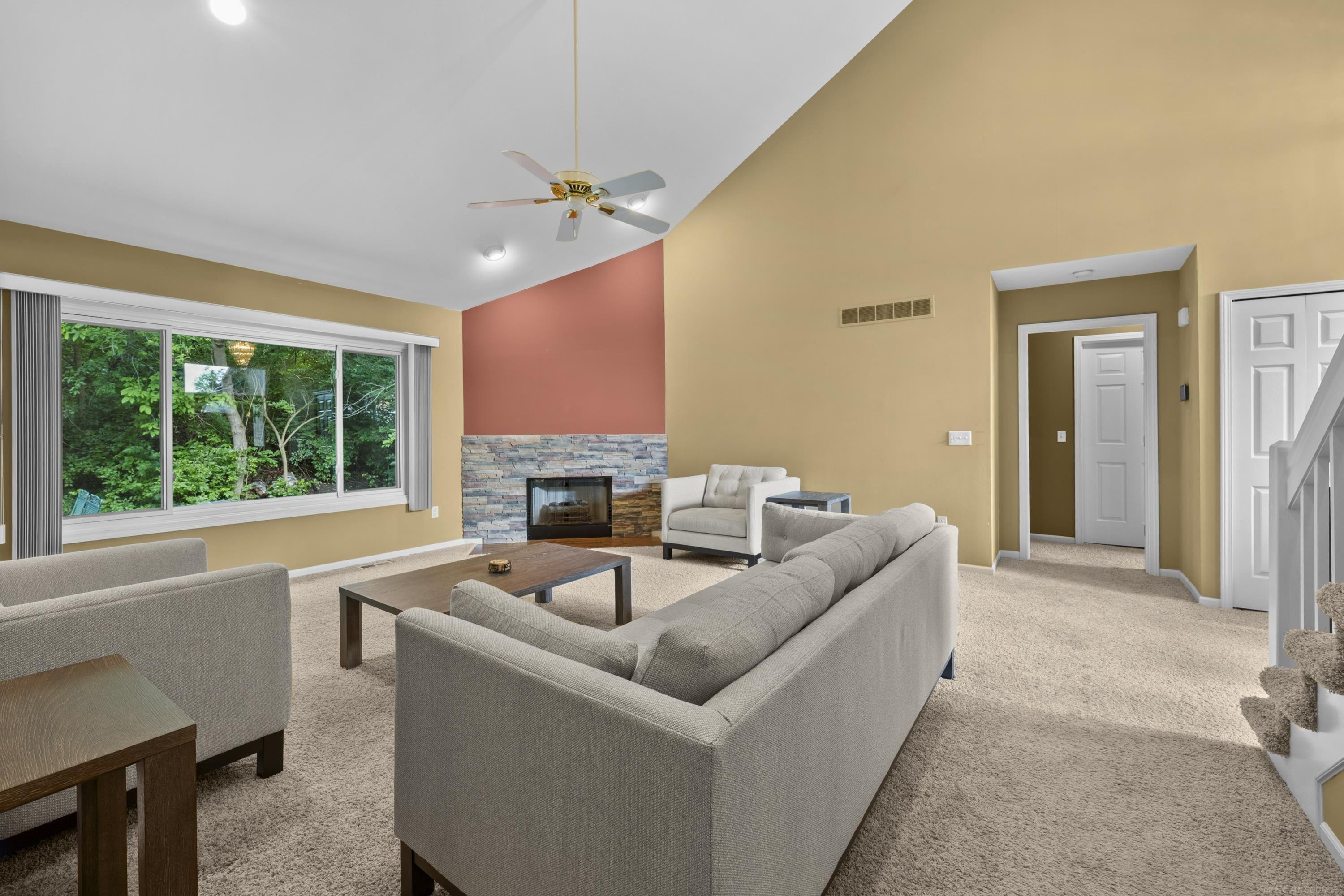 70351 Hillside Court, MI 48065 — Photo 11