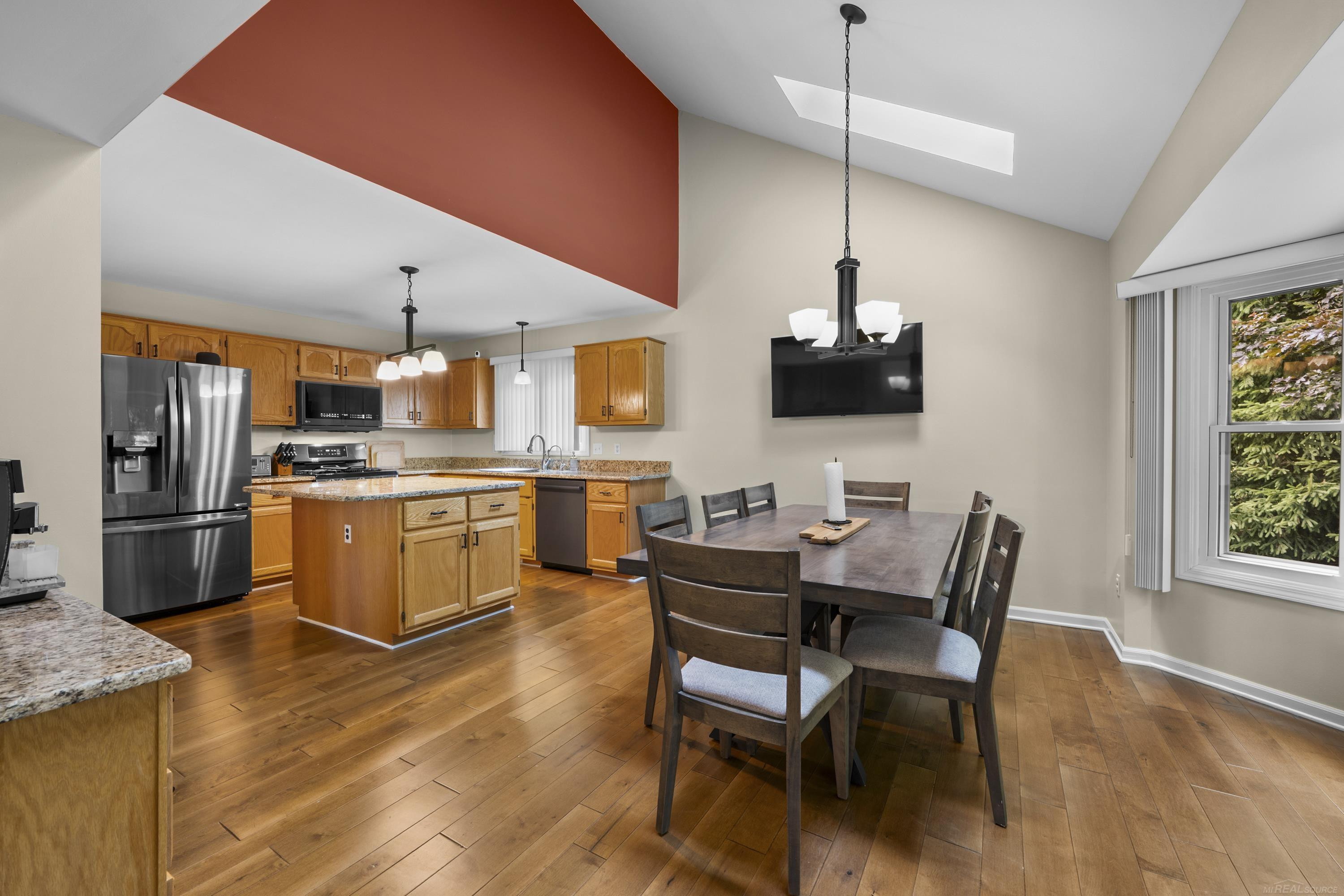 70351 Hillside Court, MI 48065 — Photo 14