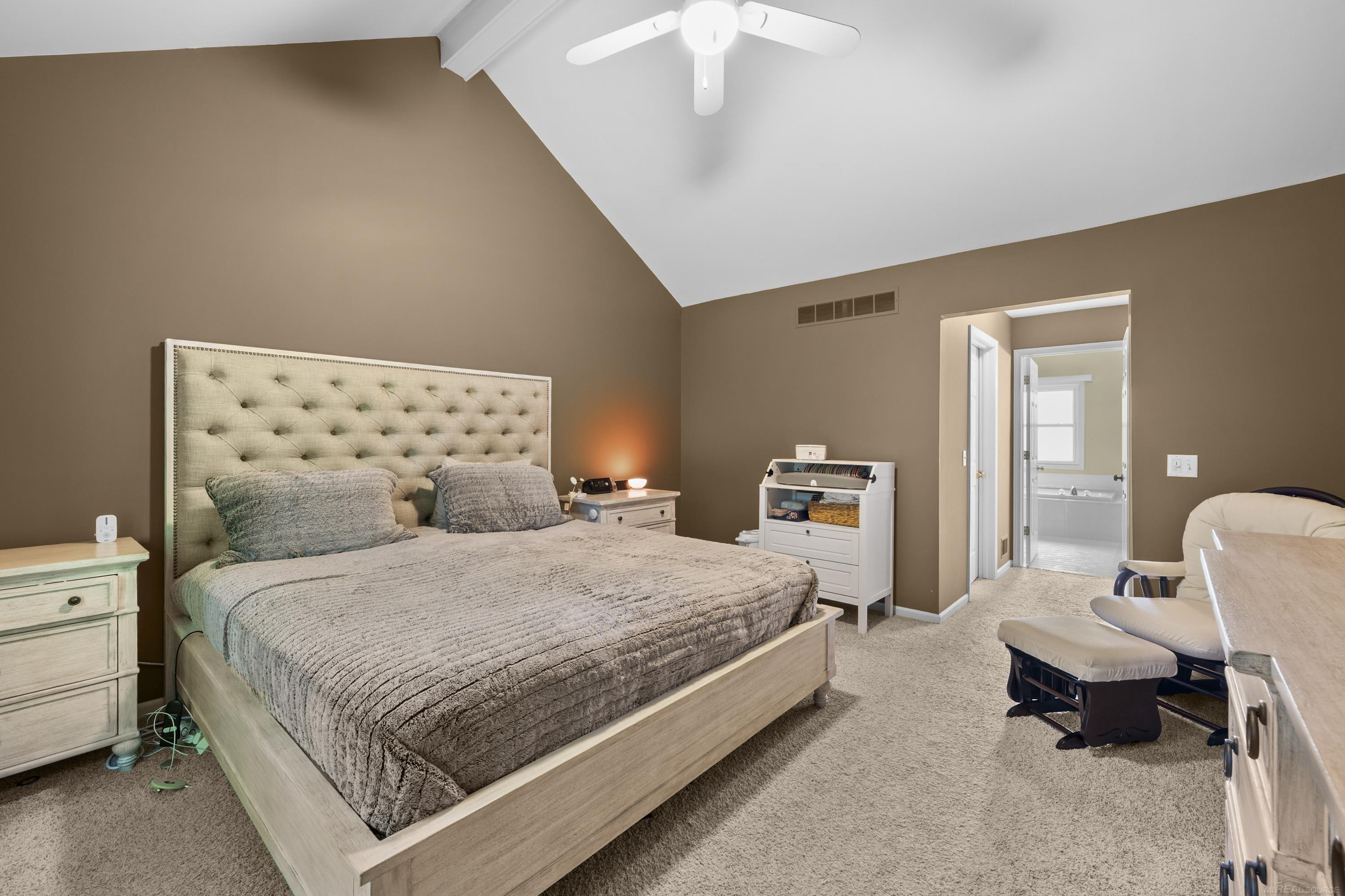 70351 Hillside Court, MI 48065 — Photo 24