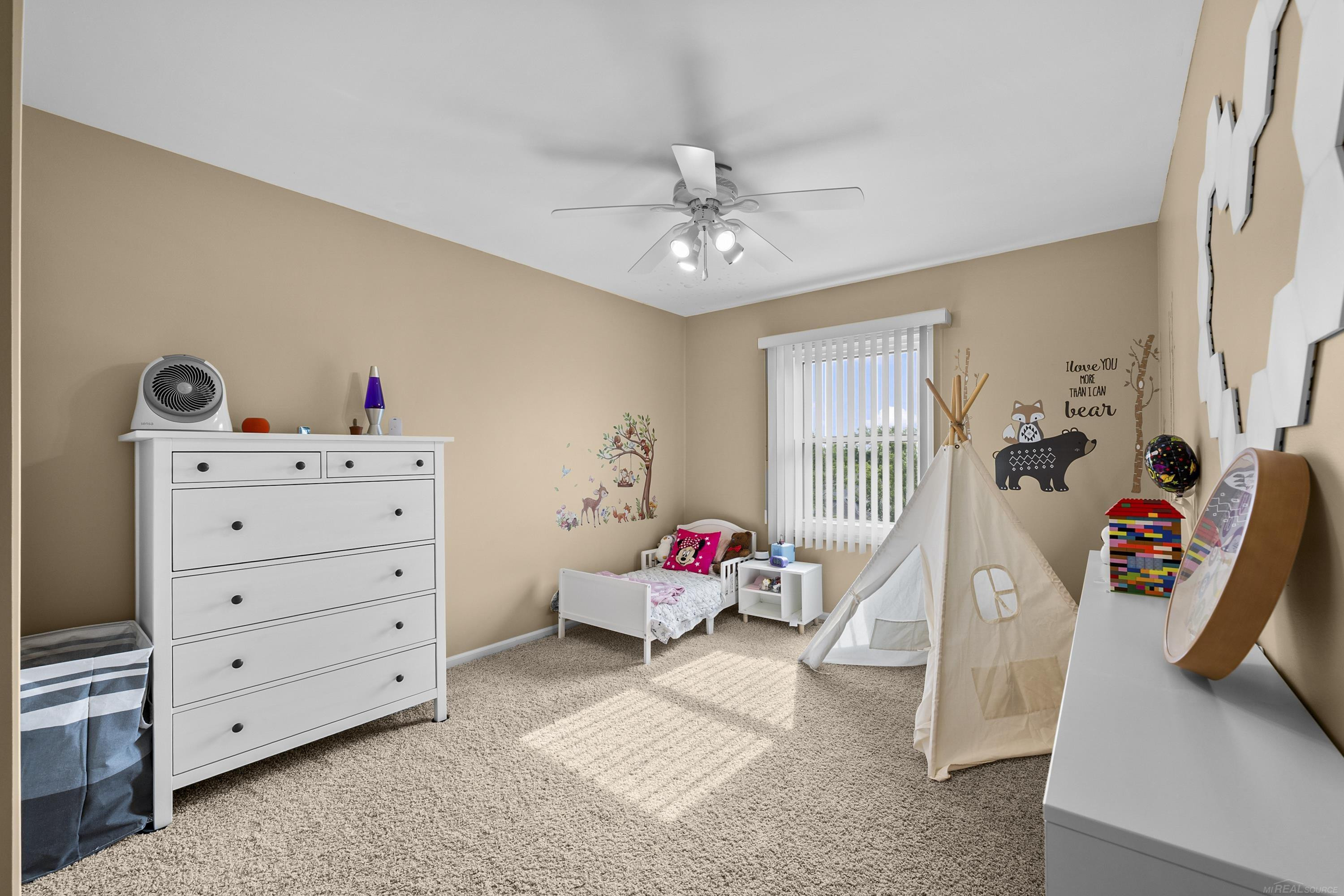 70351 Hillside Court, MI 48065 — Photo 32