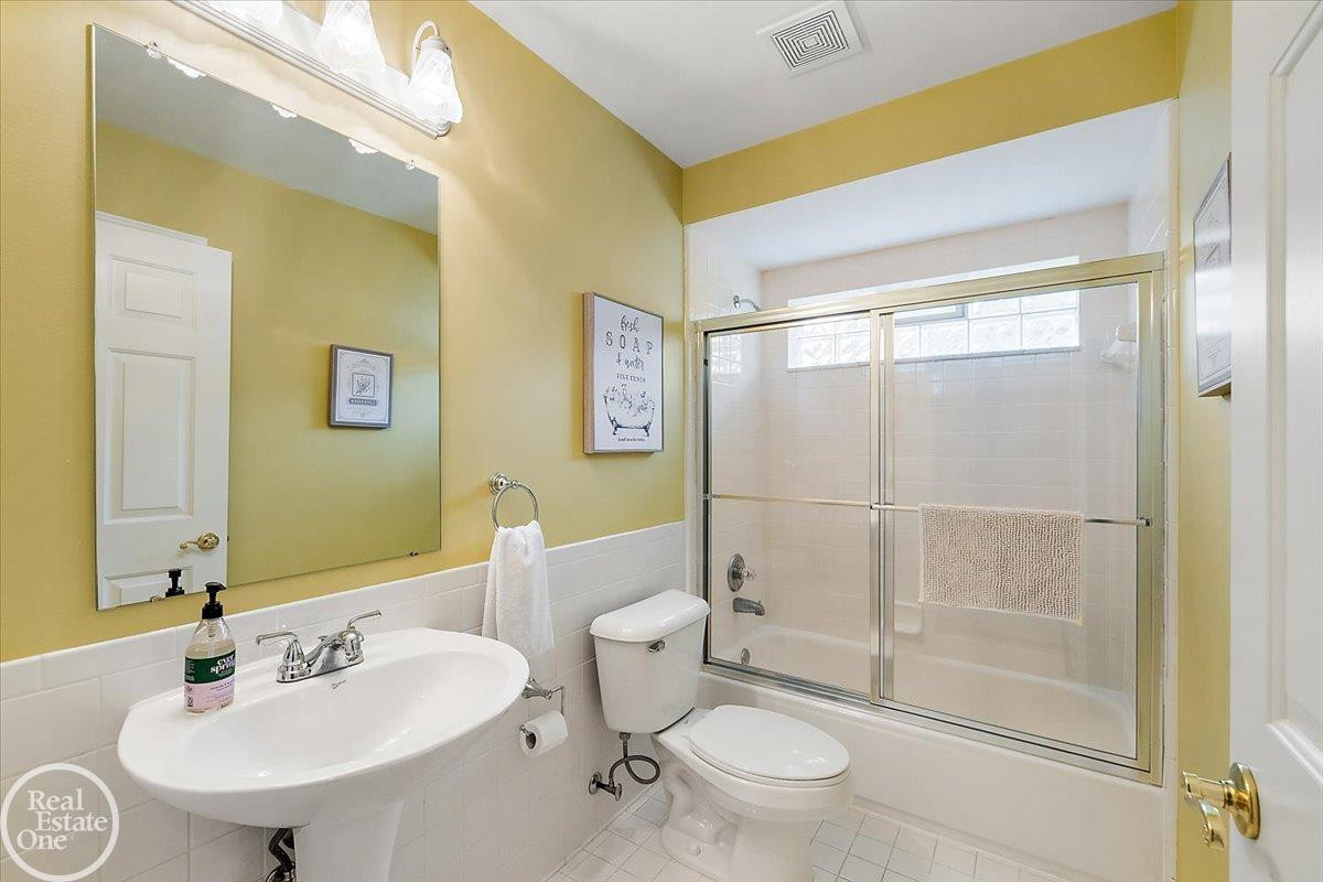 63815 Inverness Drive, Unit #53, MI 48095 — Photo 55
