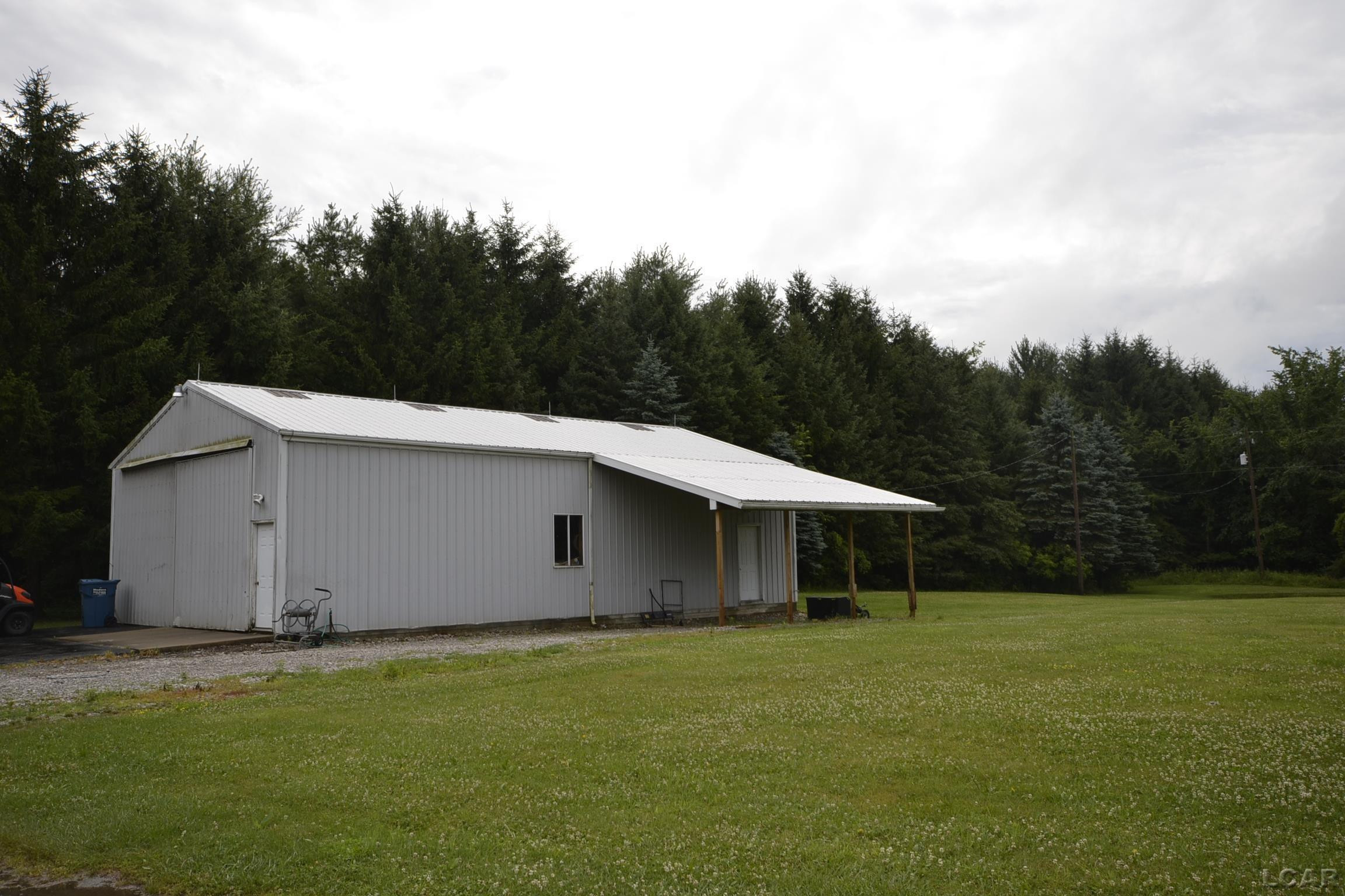 10568 Beebe Highway, Tipton, MI 49287 — Photo 29