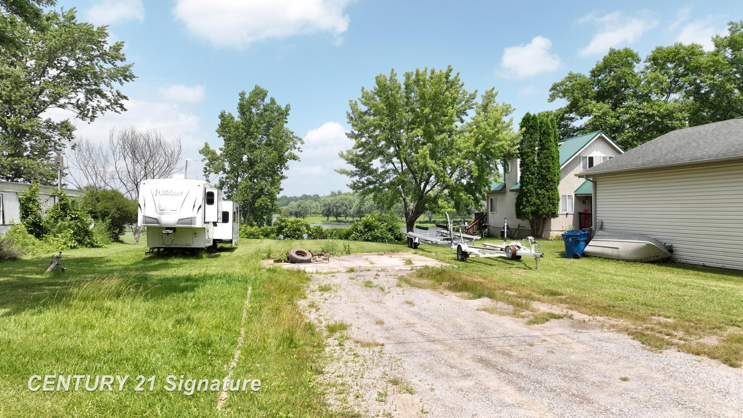 5848 N Lake Drive Drive, Sanford, MI 48657 — Photo 11