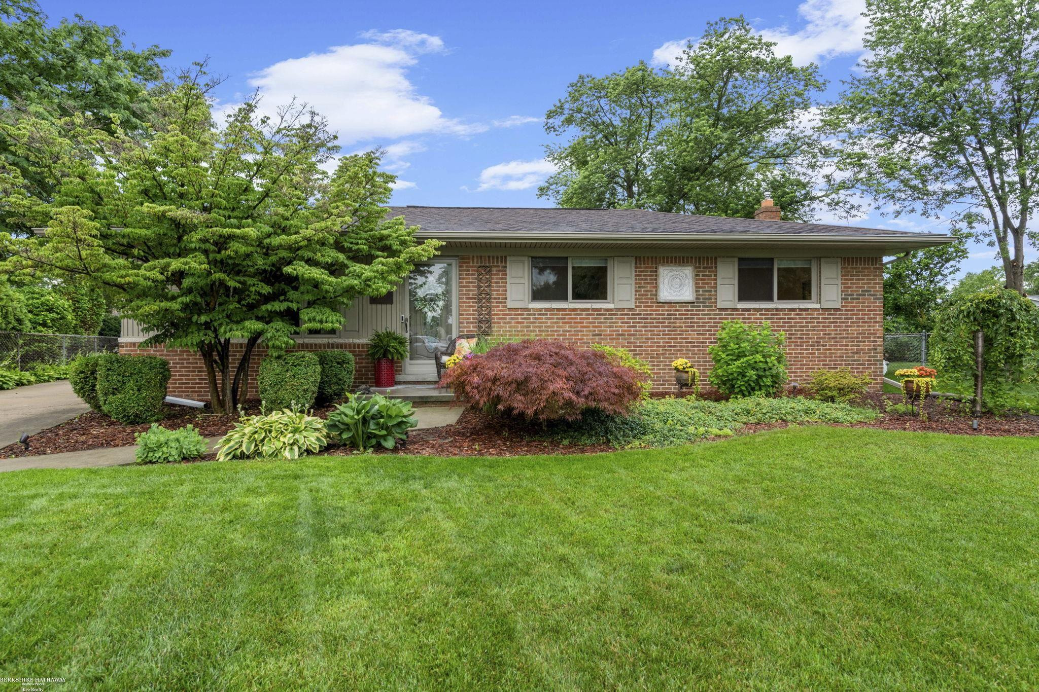 41563 Cimarron Street, Clinton Twp, MI 48038 — front exterior