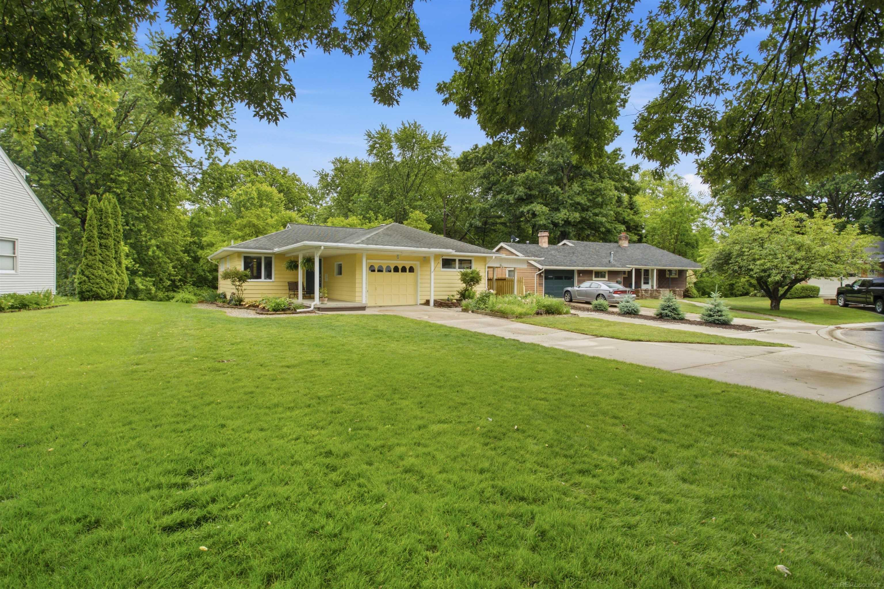 728 Lakeview Drive, Port Huron, MI 48060 — Photo 5