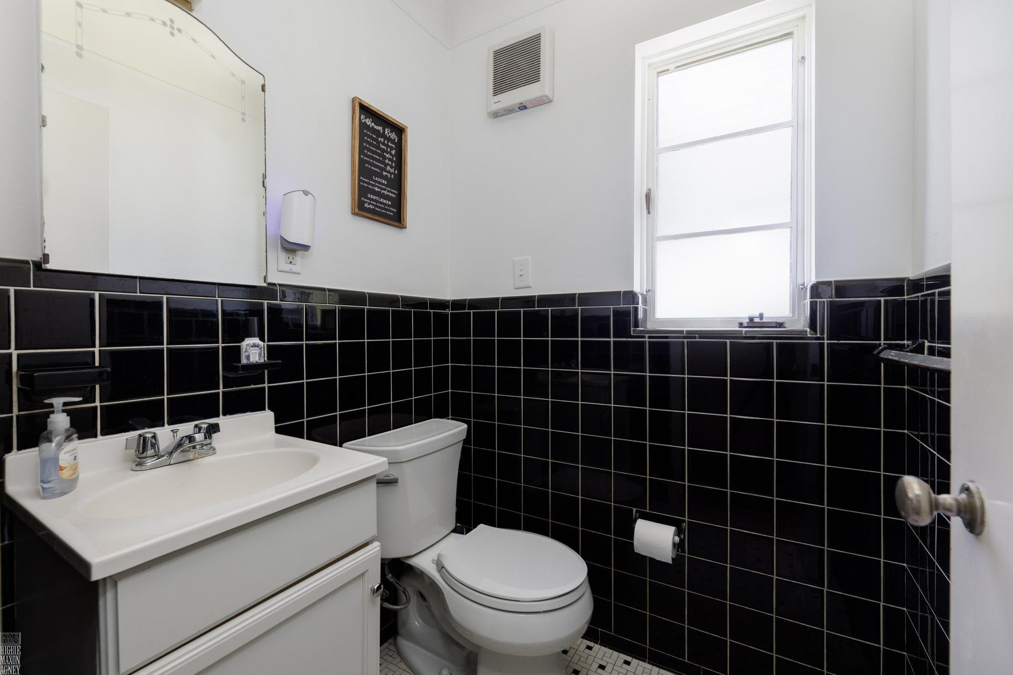 675 Fisher Road, Grosse Pointe, MI 48230 — Photo 21