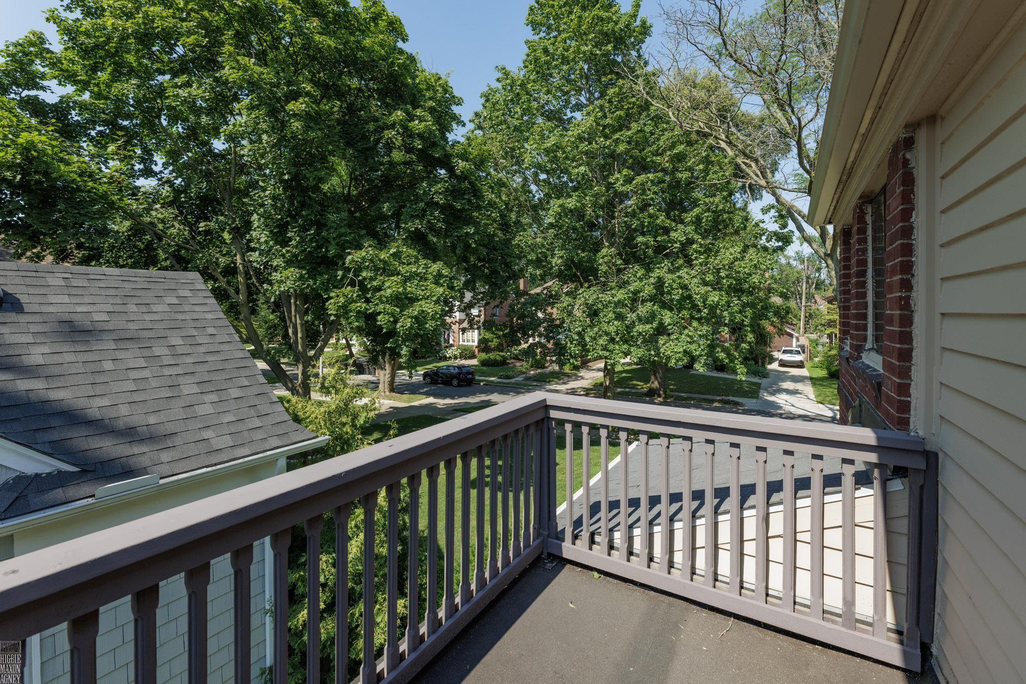 675 Fisher Road, Grosse Pointe, MI 48230 — Photo 32