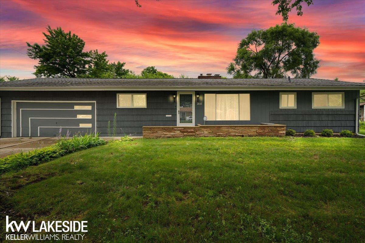28197 Roan Drive, Warren, MI 48093