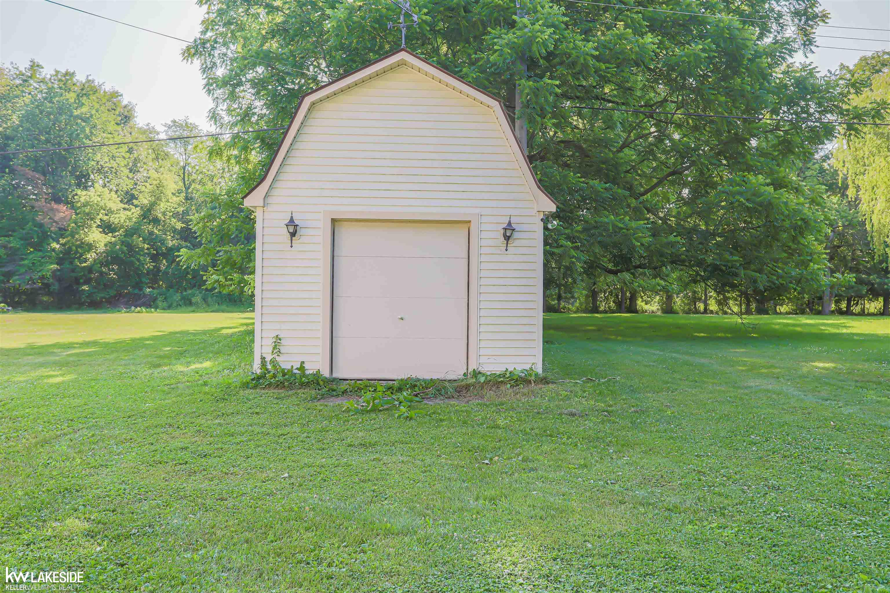 4590 Secord Lake Road, Leonard, MI 48367 — Photo 6