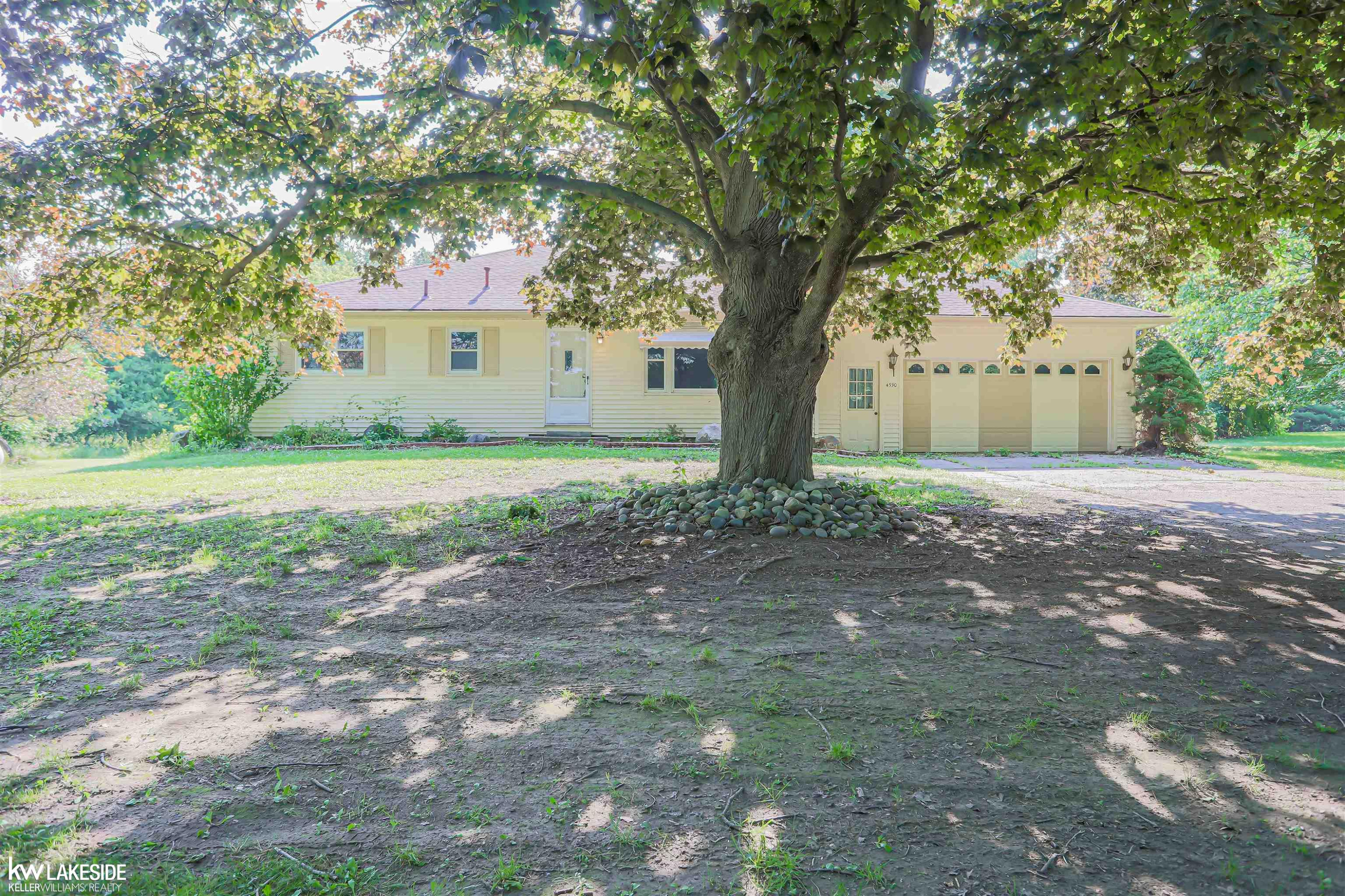 4590 Secord Lake Road, Leonard, MI 48367 — Photo 15